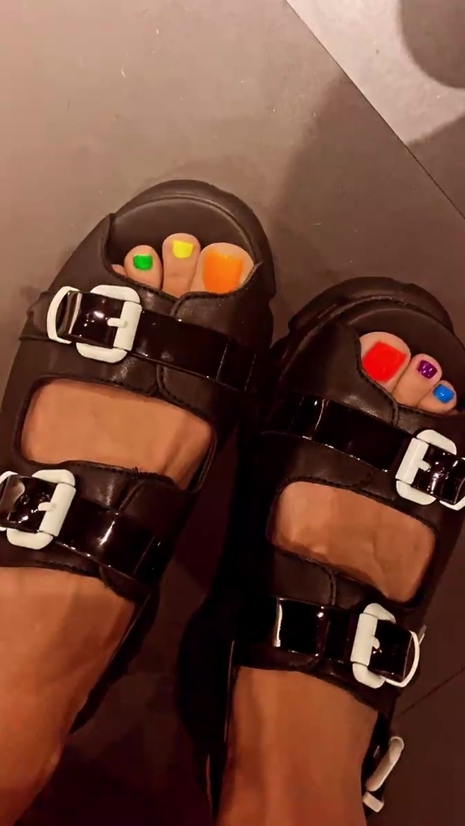 Heidi Klum's Feet