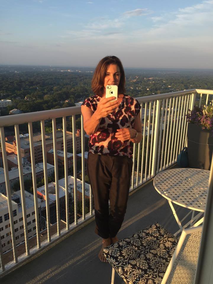 Hilary Farr's Feet - I Piedi Di Hilary Farr - Page: 2 - Celebrities ...