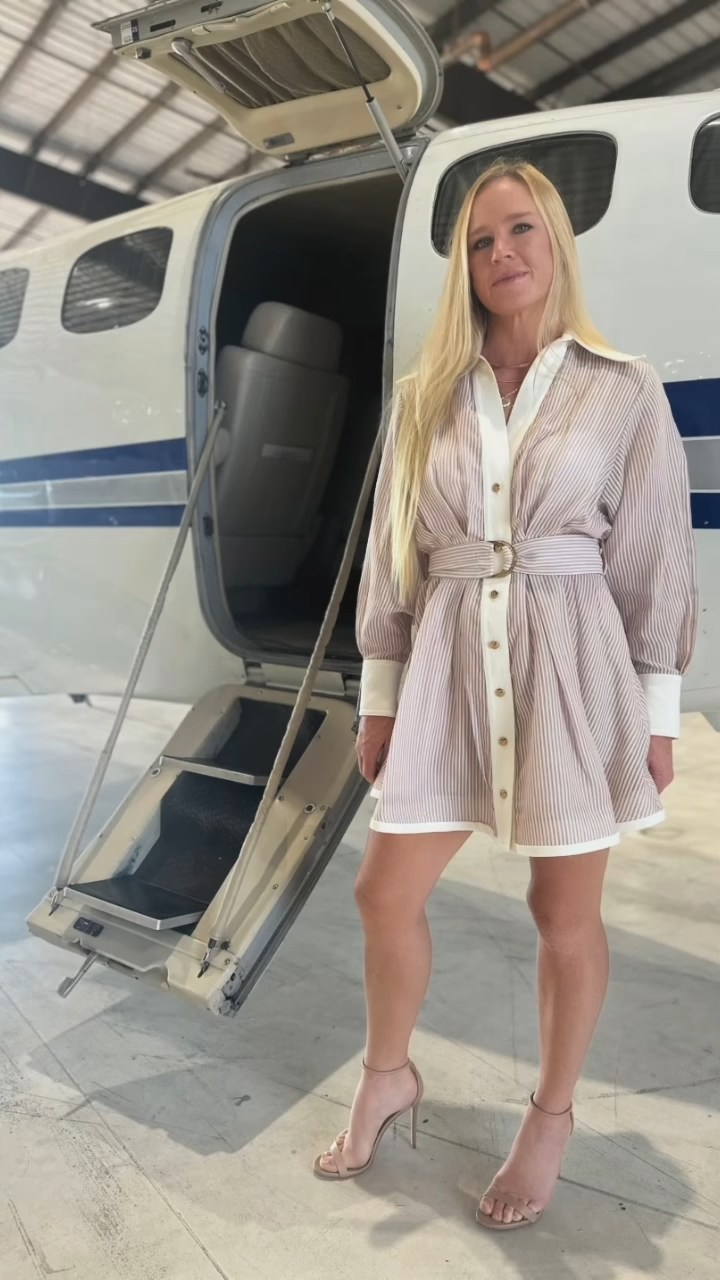 Holly Holm's feet