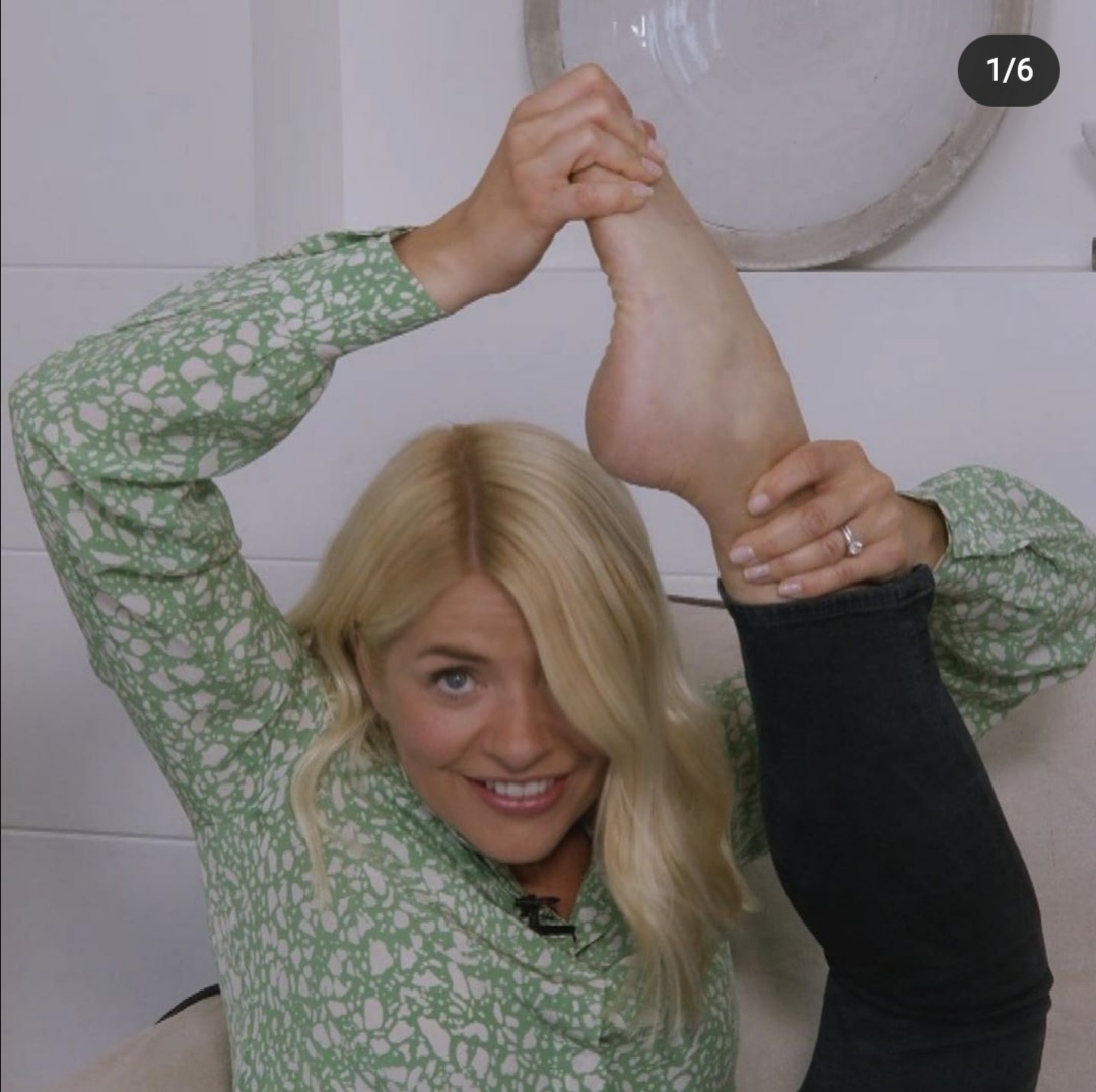 Holly Willoughbys Feet 