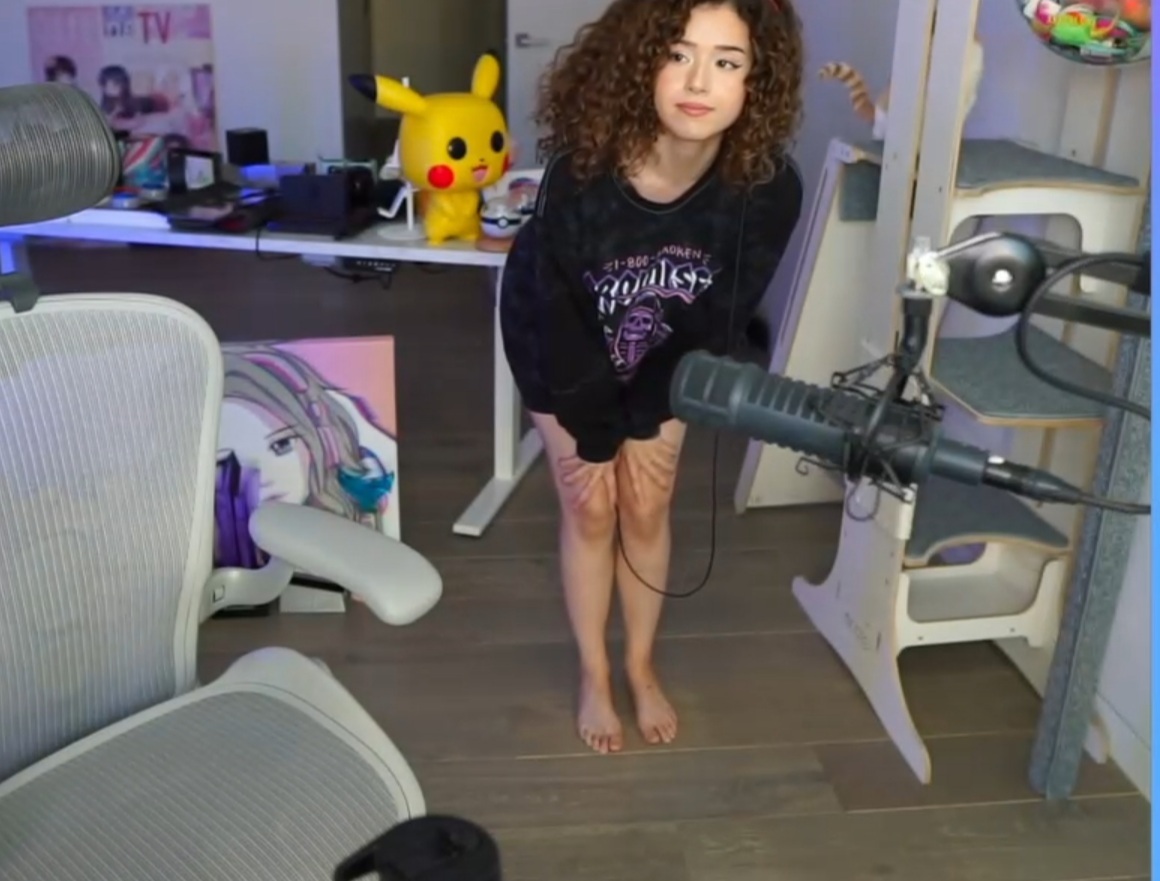 Poki feet