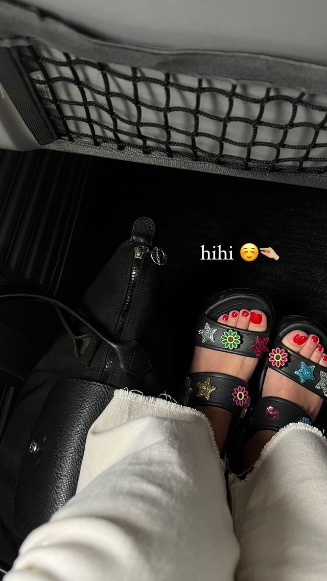 Júlia Gomes's Feet