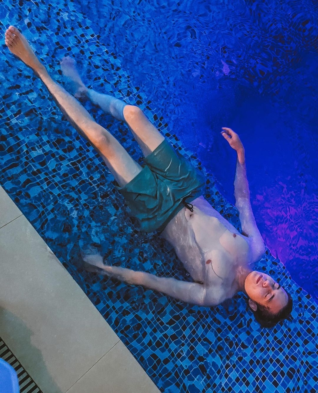 Jameson Blake's feet