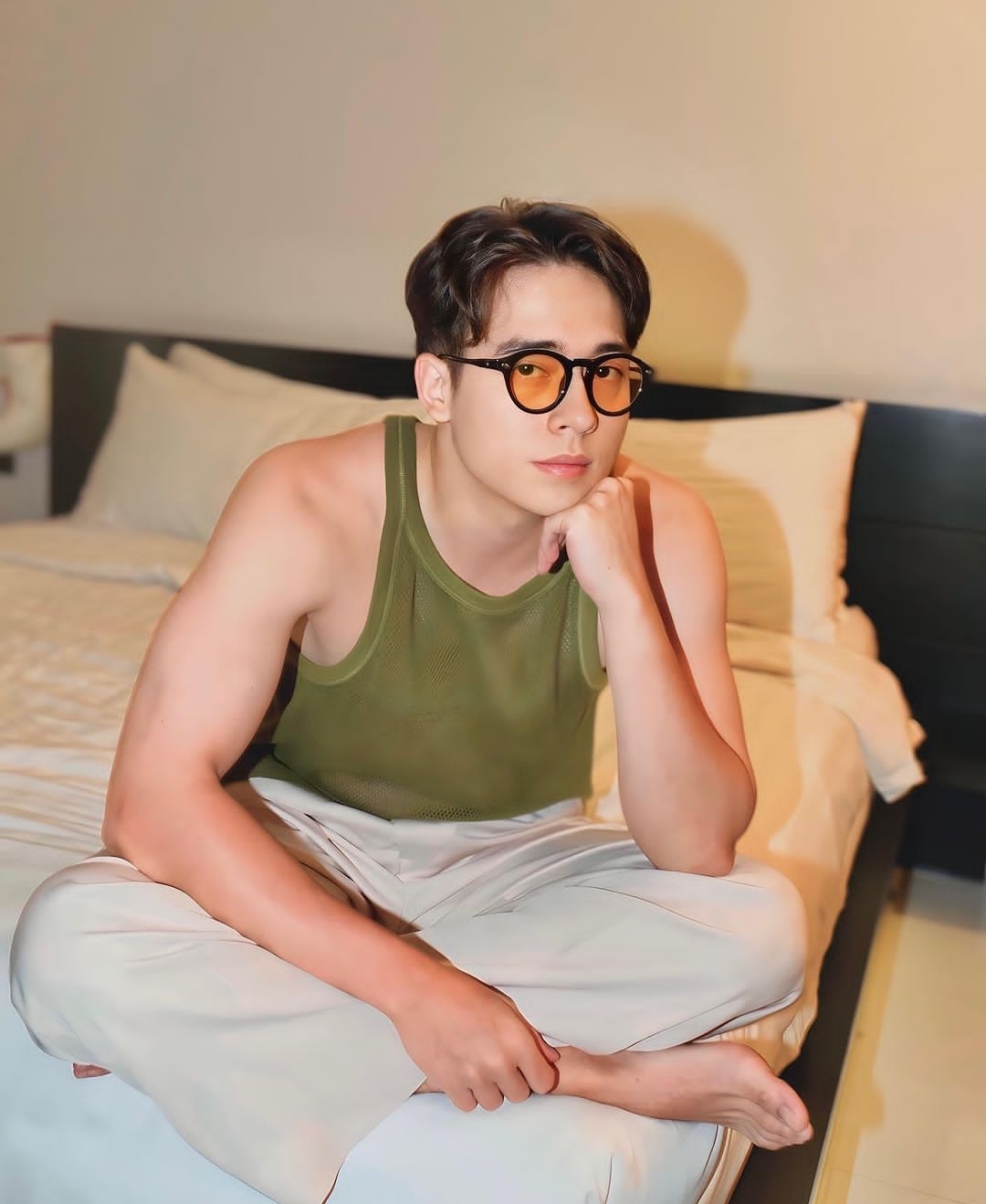 Jameson Blake's feet