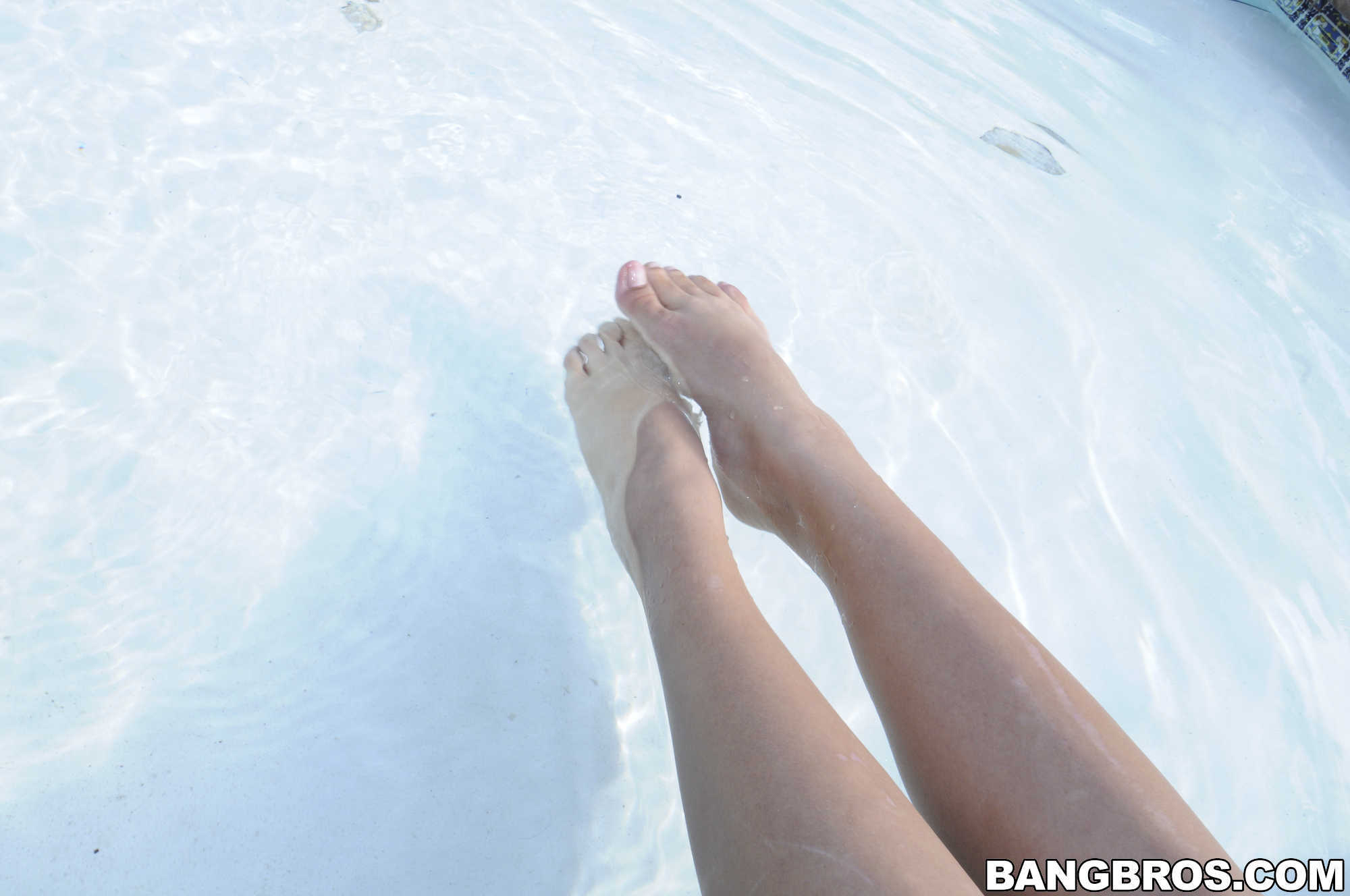 Jamie Valentine's feet