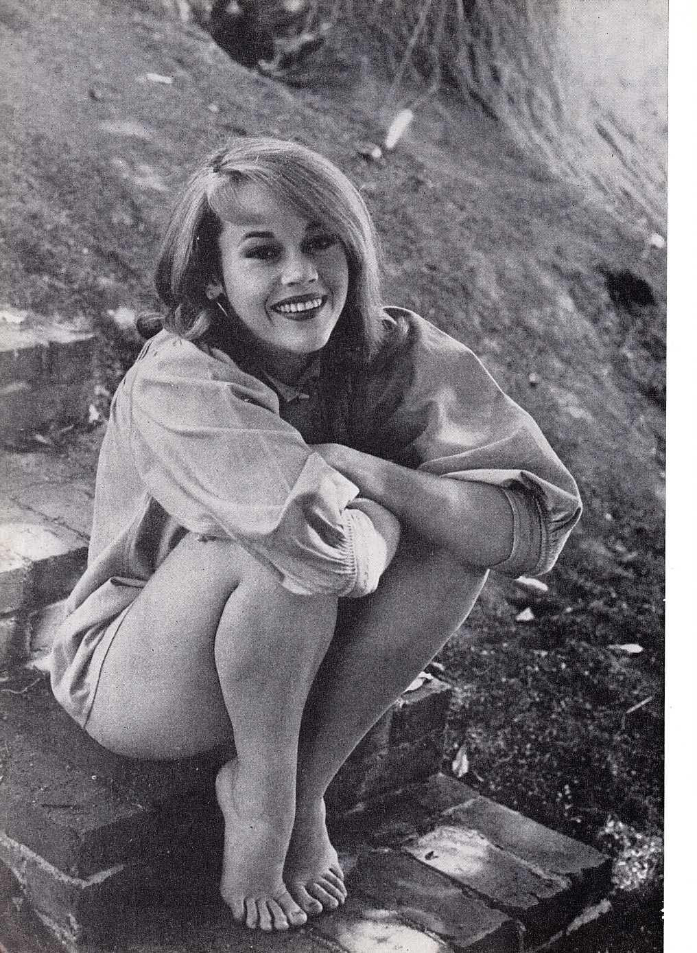 https://pics.wikifeet.com/Jane-Fonda-Feet-1661076.jpg.