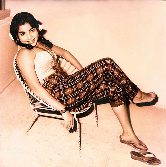 Jayalalitha-J-Feet-658958.jpg