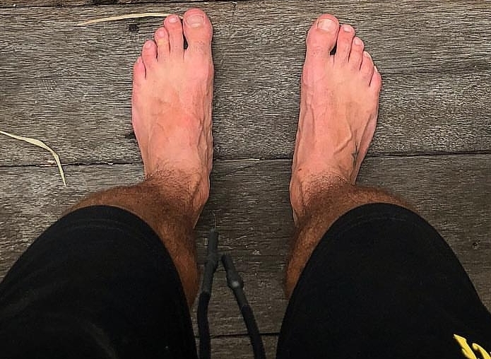 beautiful gay men feet