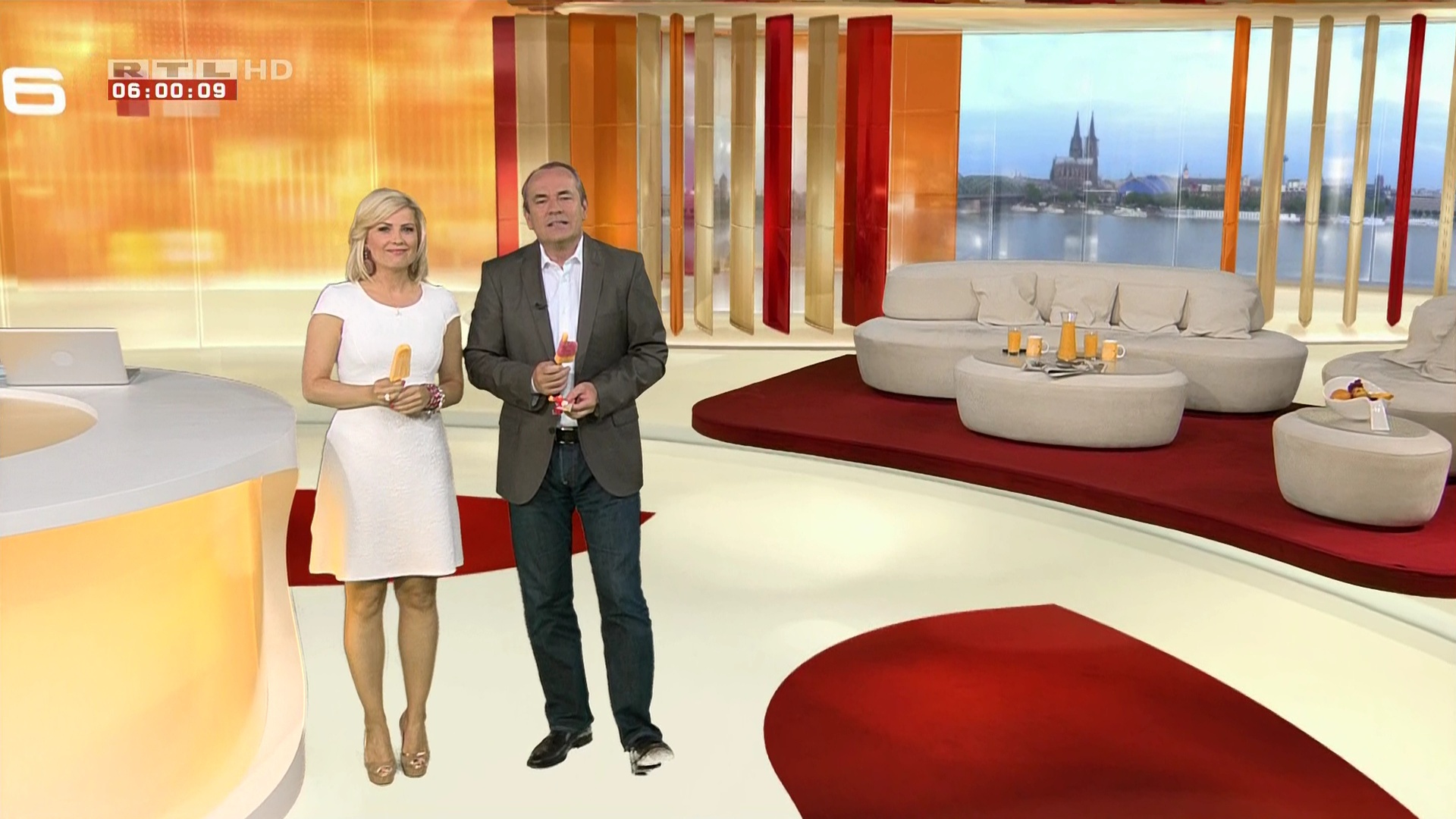 Feet of Jennifer Knäble