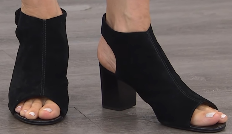 Jennifer Vivero feet photo 191162943 Jennifer Vivero feet photo 191162943 - High quality celebrity feet picture