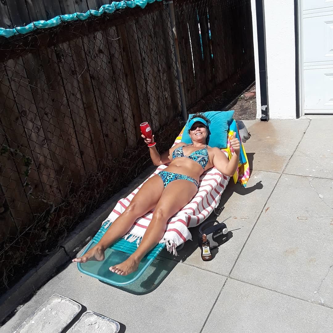 Jessica Pacheco's feet