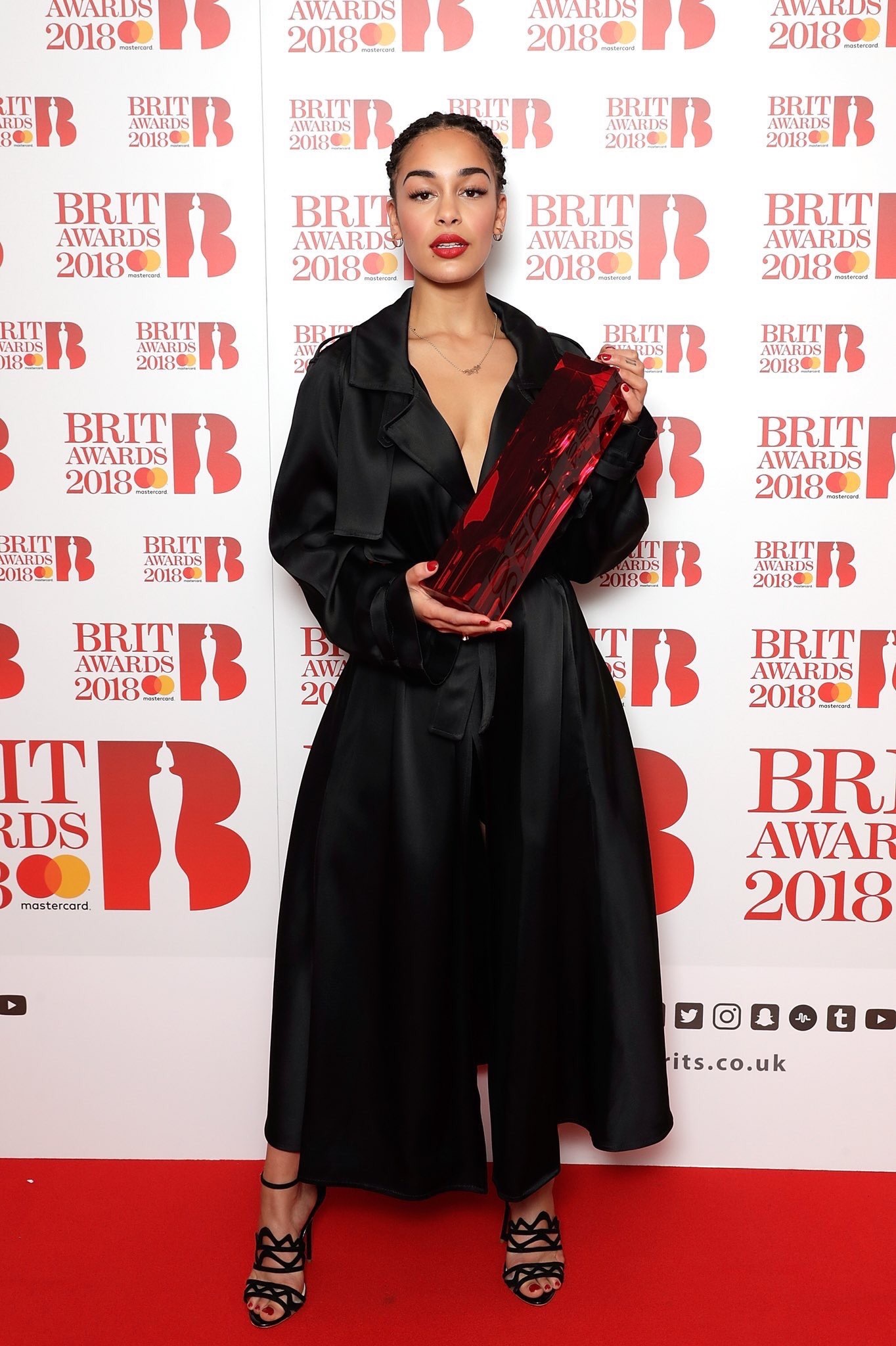 Jorja Smith's Feet - I piedi di Jorja Smith - Celebrities Feet 2024