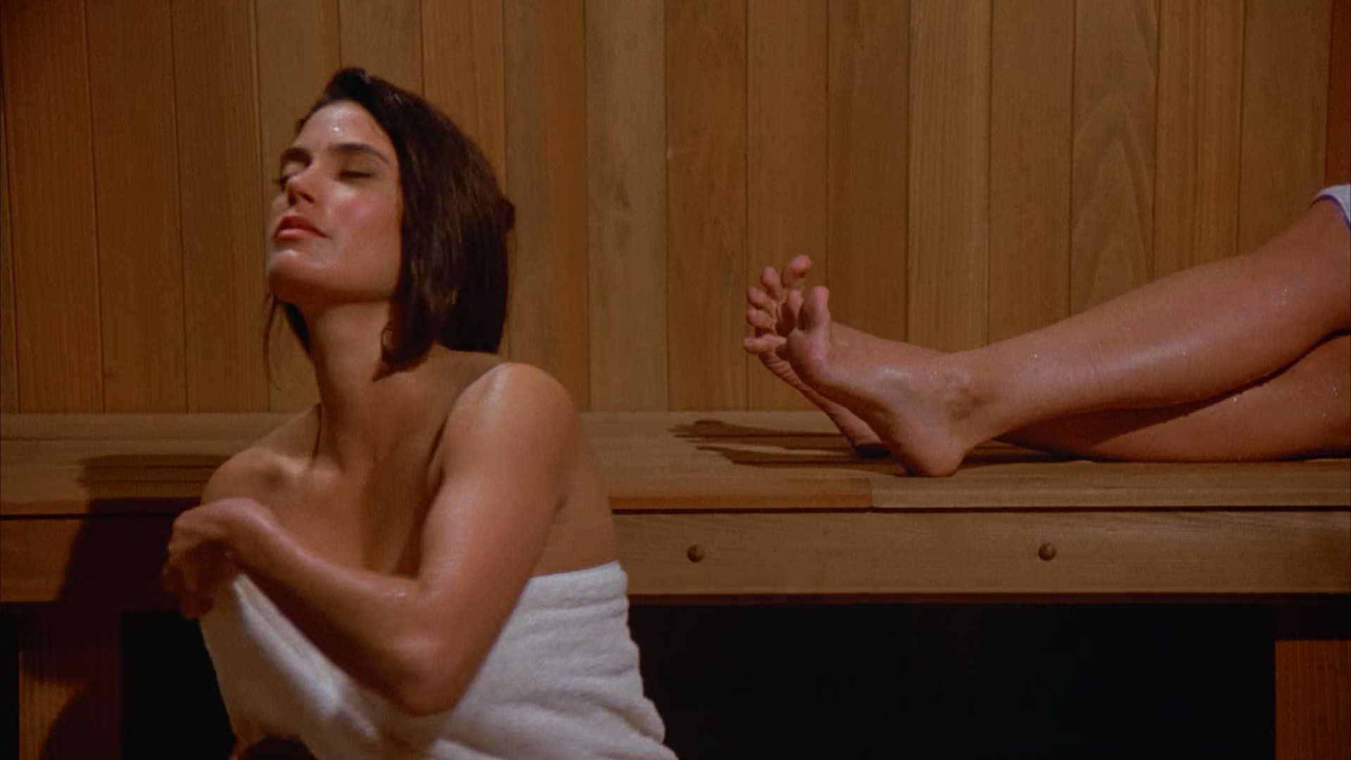 People who liked Julia Louis-Dreyfus's feet, also liked.