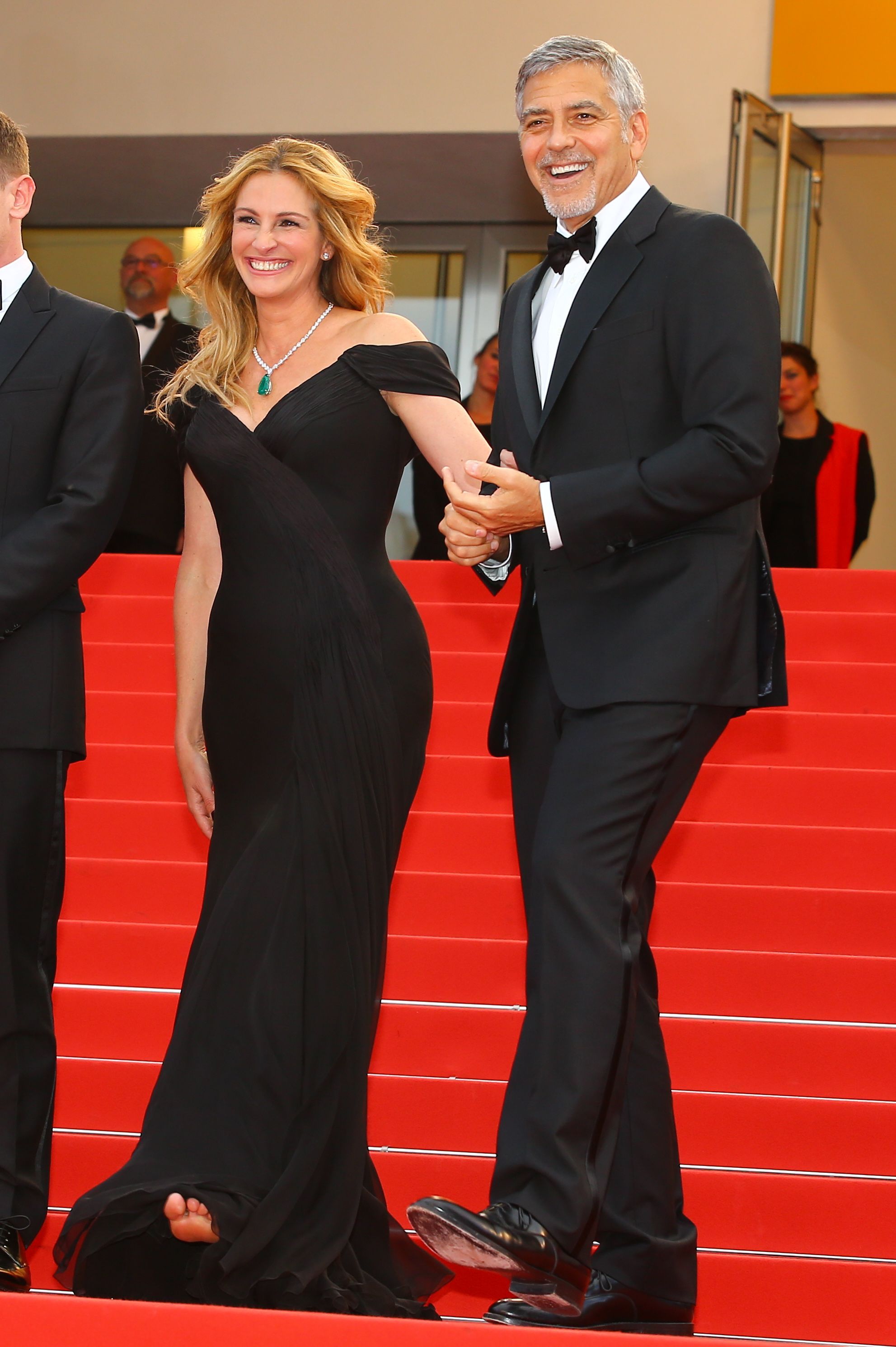 Julia Roberts-Cannes 2016-barefoot,soles - Page 1 - The MousePad