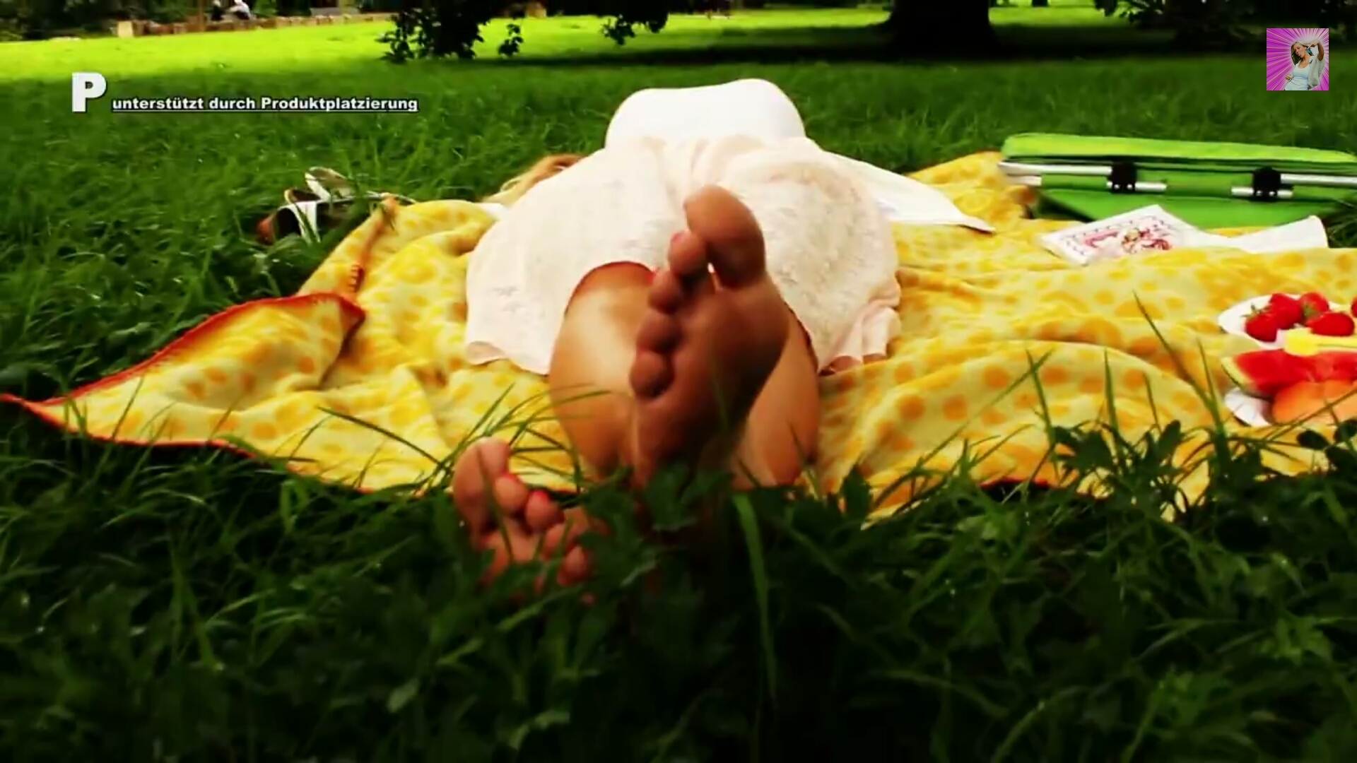Feet of Julia Fljat