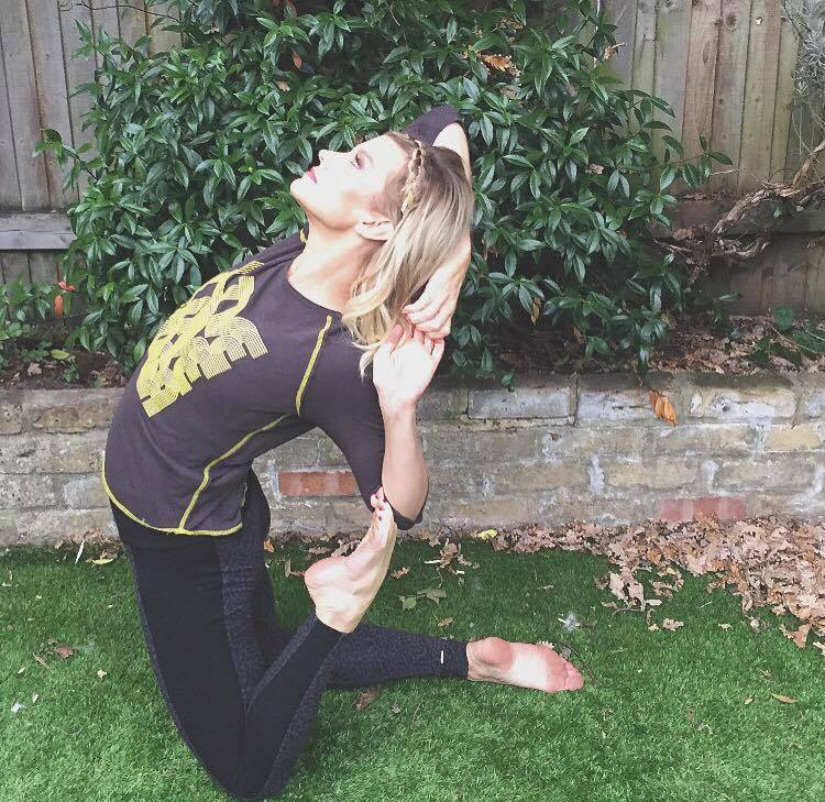 Julie Montagu's Feet - I piedi di Julie Montagu - Celebrities Feet 2022