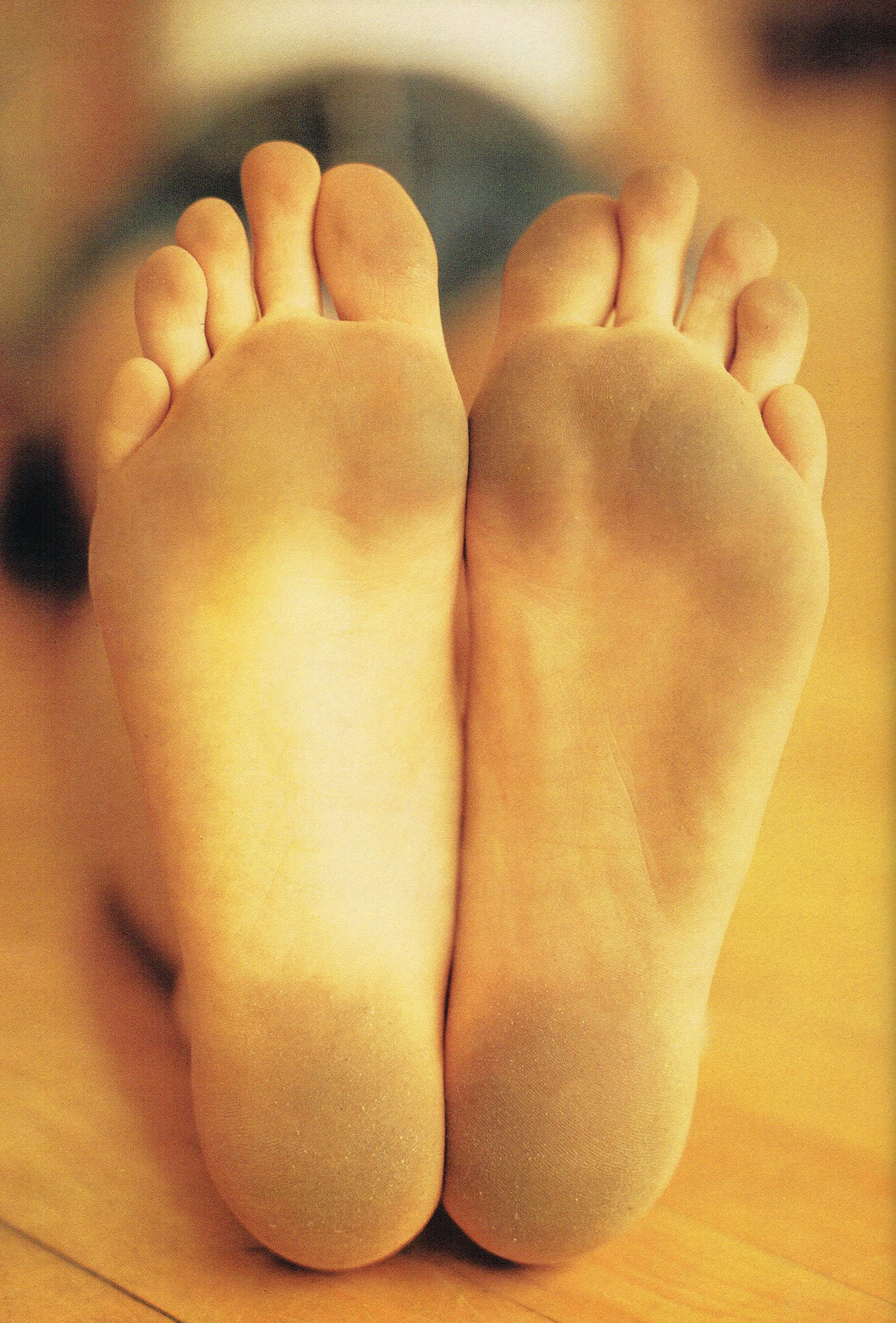 Juliette Lewis Feet