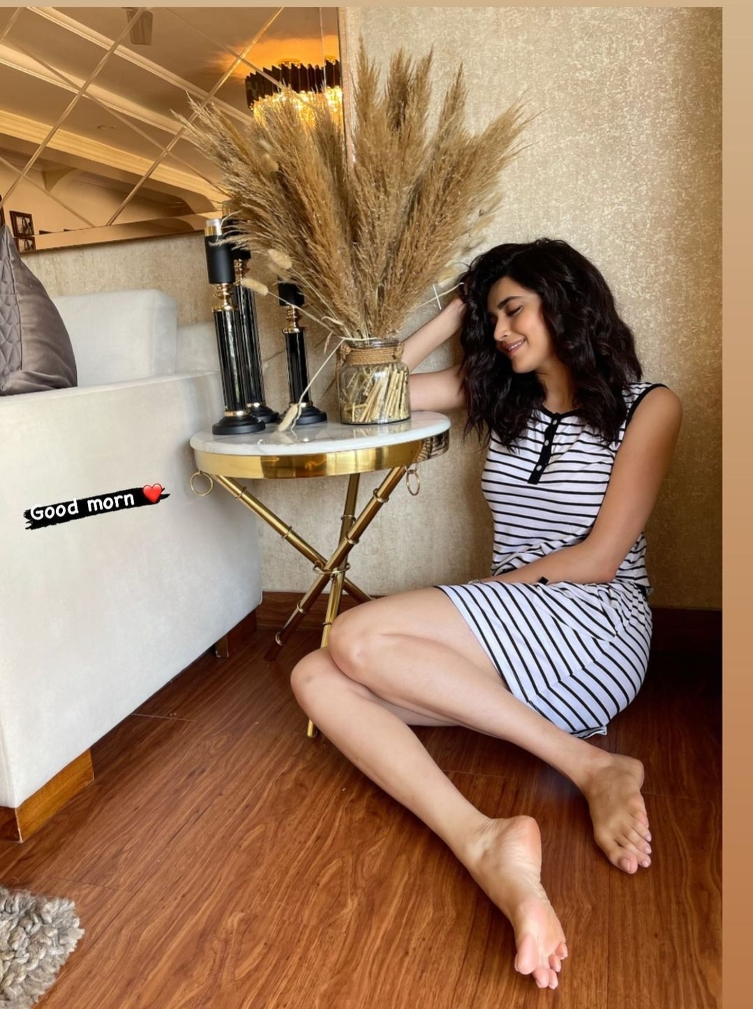 Karishma tanna feet