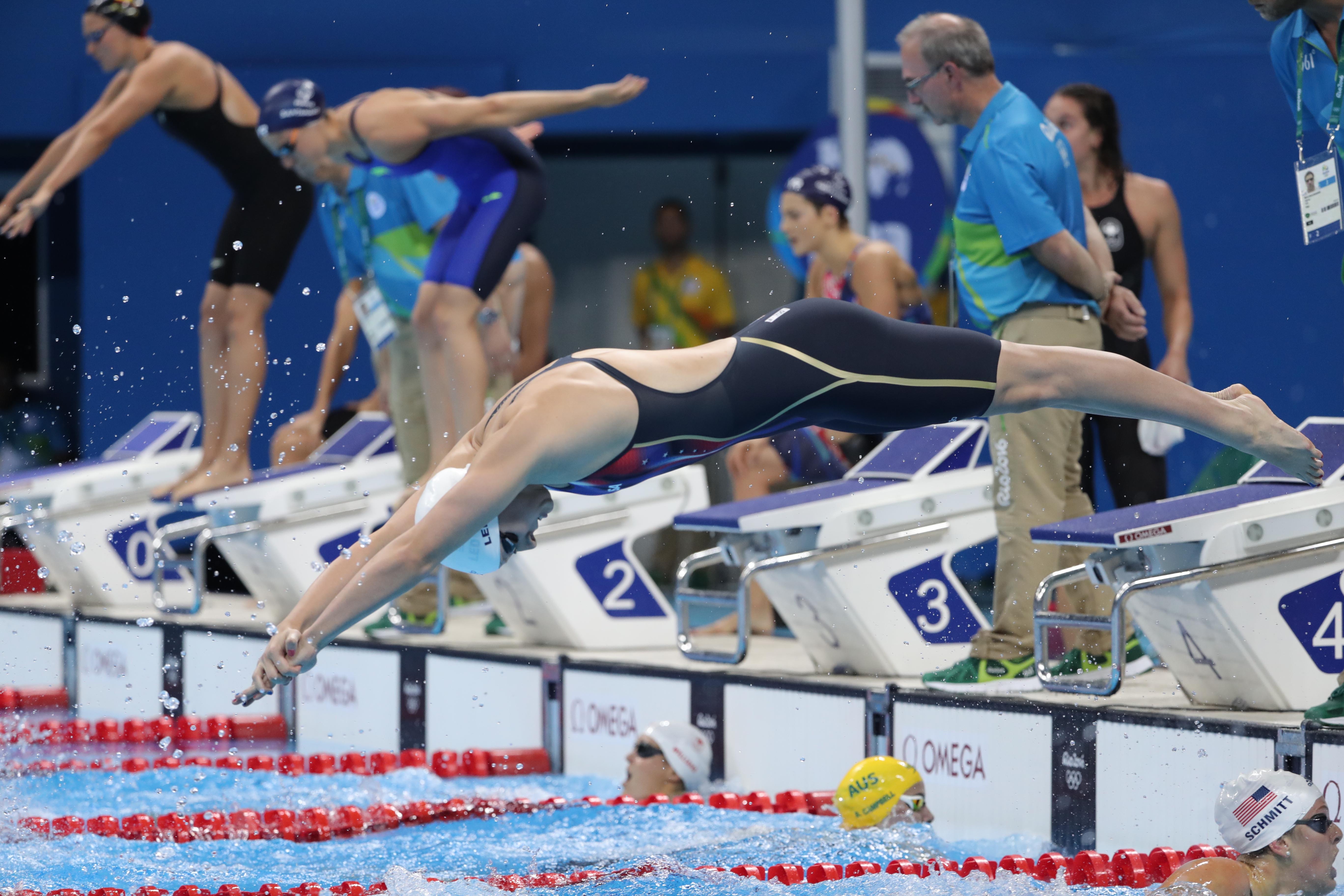 Katie Ledecky's Feet - I piedi di Katie Ledecky - Celebrities Feet 2024