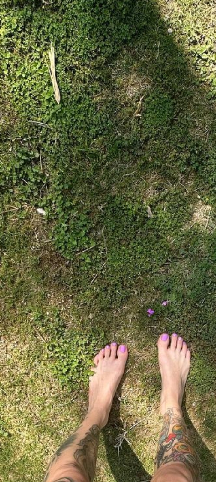 Kelly Medanie’s Feet - I piedi di Kelly Medanie - Celebrities Feet 2024