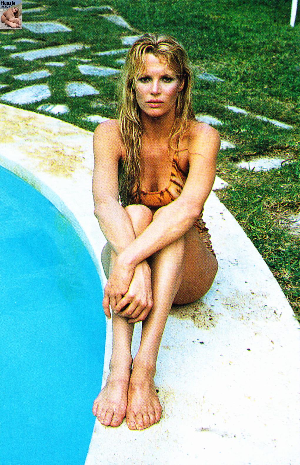 People who liked Kim Basinger's feet, also liked.