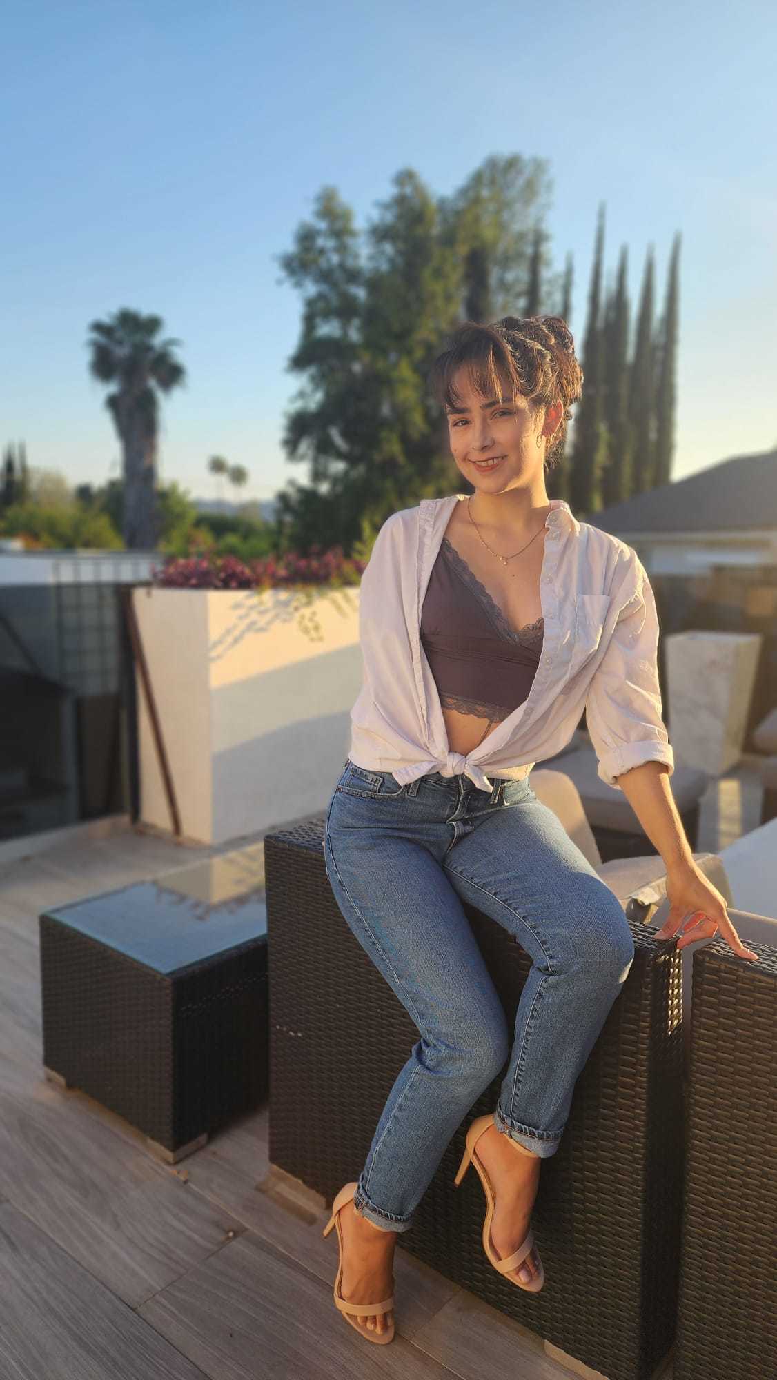 Kitty Valance's feet