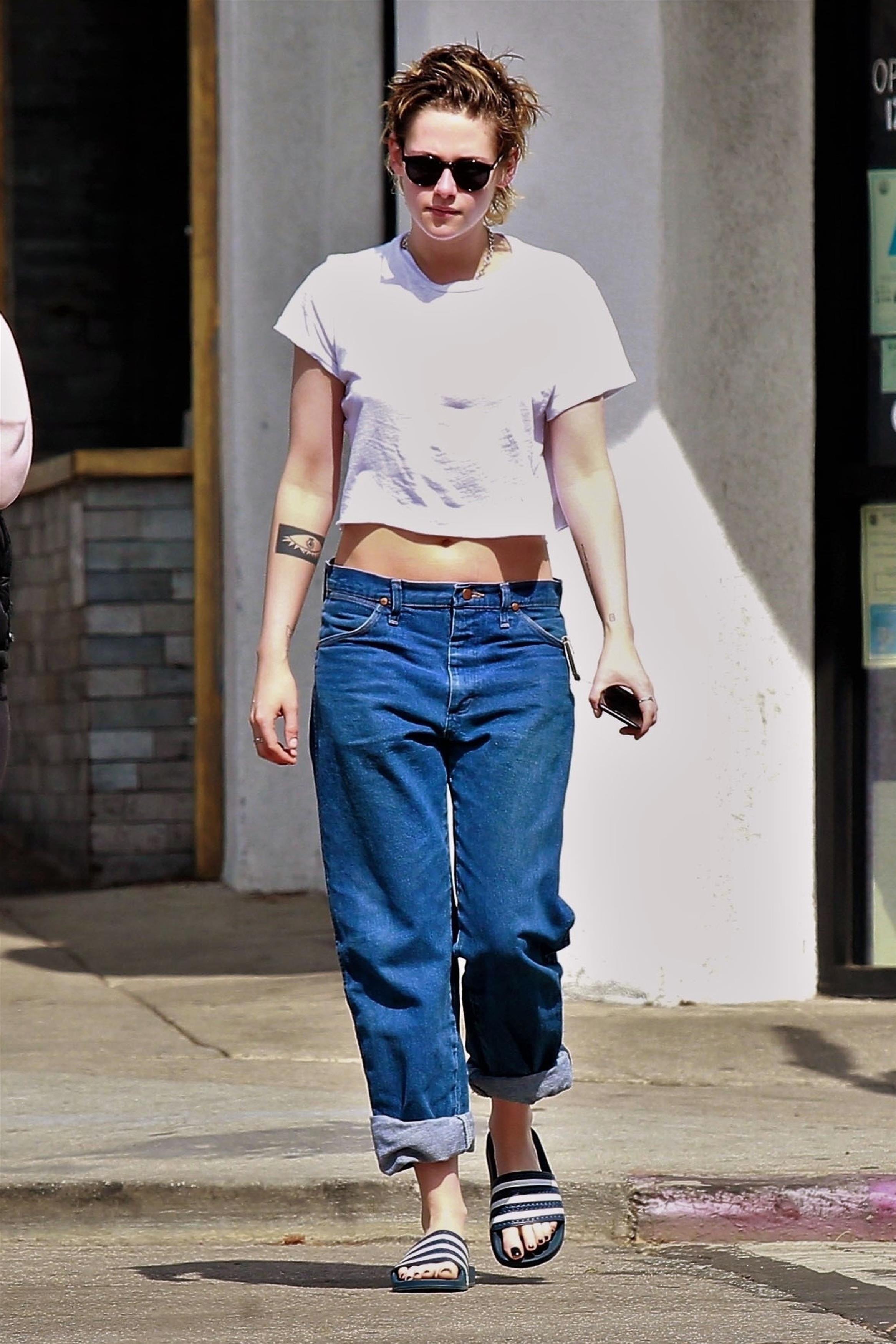 Feet Kristen Stewart nude photos 2019 Feet Kristen Stewart nude photos 2019