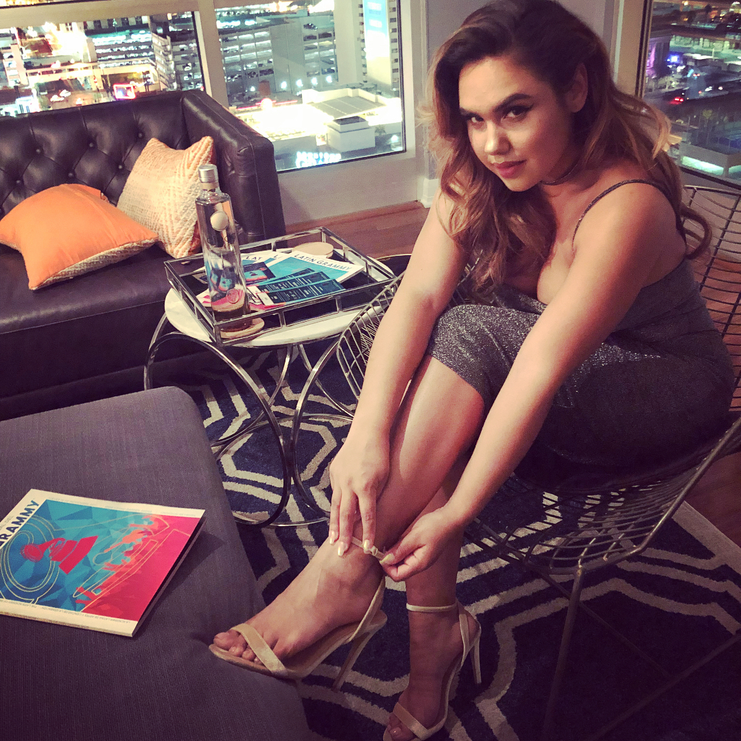 Kristinia DeBarge's Feet - I piedi di Kristinia DeBarge - Celebrities