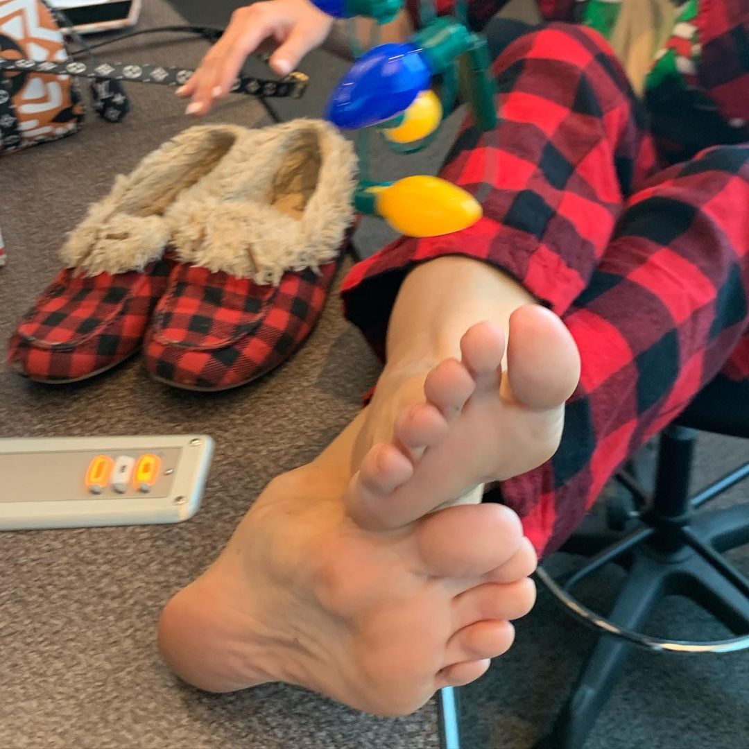 Kyle Unfug feet photo 191699881 Kyle Unfug feet photo 191699881 - High quality celebrity feet picture