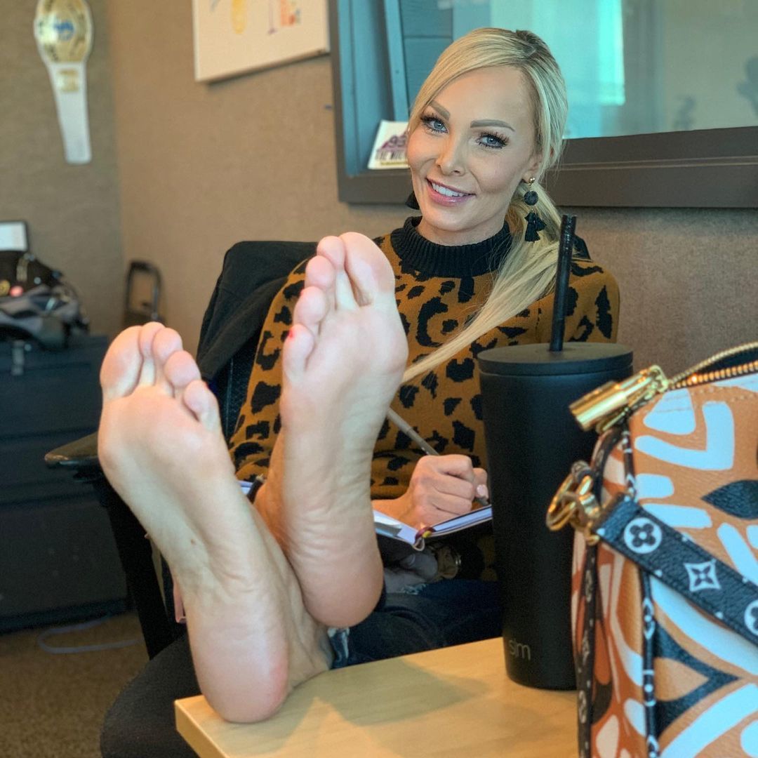 Kyle Unfug feet photo 191699912 Kyle Unfug feet photo 191699912 - High quality celebrity feet picture
