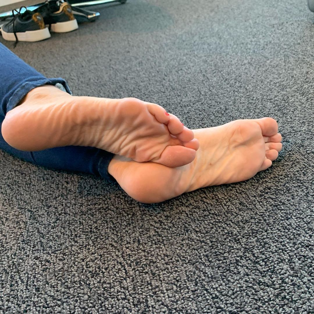 Kyle Unfug feet photo 191699915 Kyle Unfug feet photo 191699915 - High quality celebrity feet picture