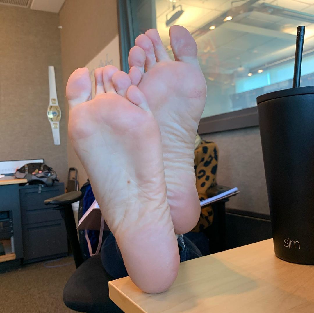 Kyle Unfug feet photo 191699917 Kyle Unfug feet photo 191699917 - High quality celebrity feet picture
