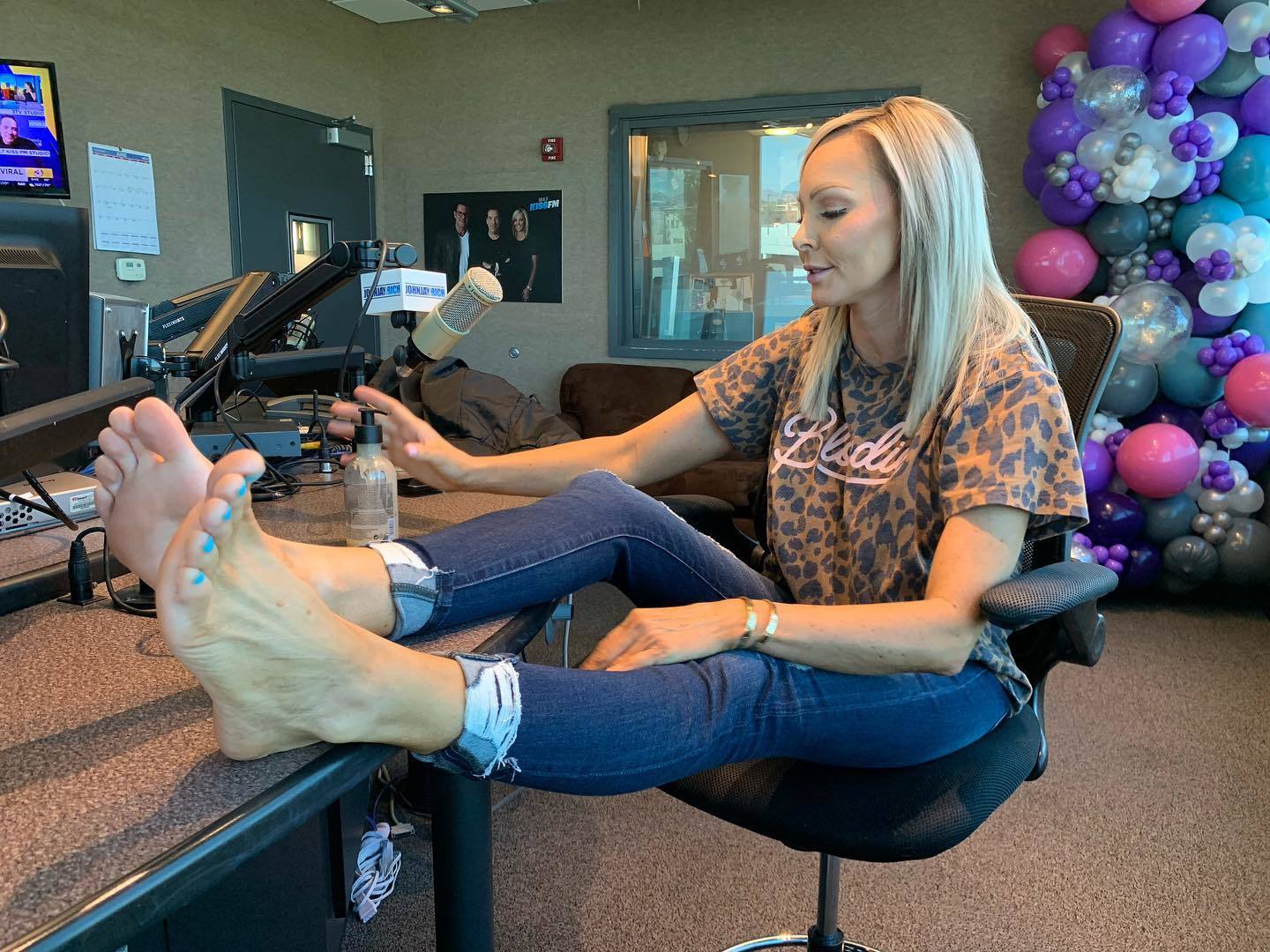 Kyle Unfug feet photo 191700076 Kyle Unfug feet photo 191700076 - High quality celebrity feet picture