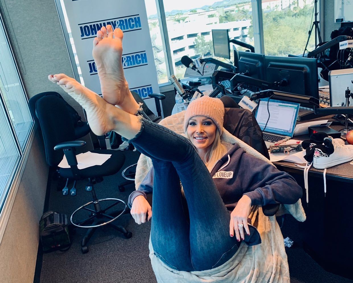 Kyle Unfug feet photo 191700266 Kyle Unfug feet photo 191700266 - High quality celebrity feet picture