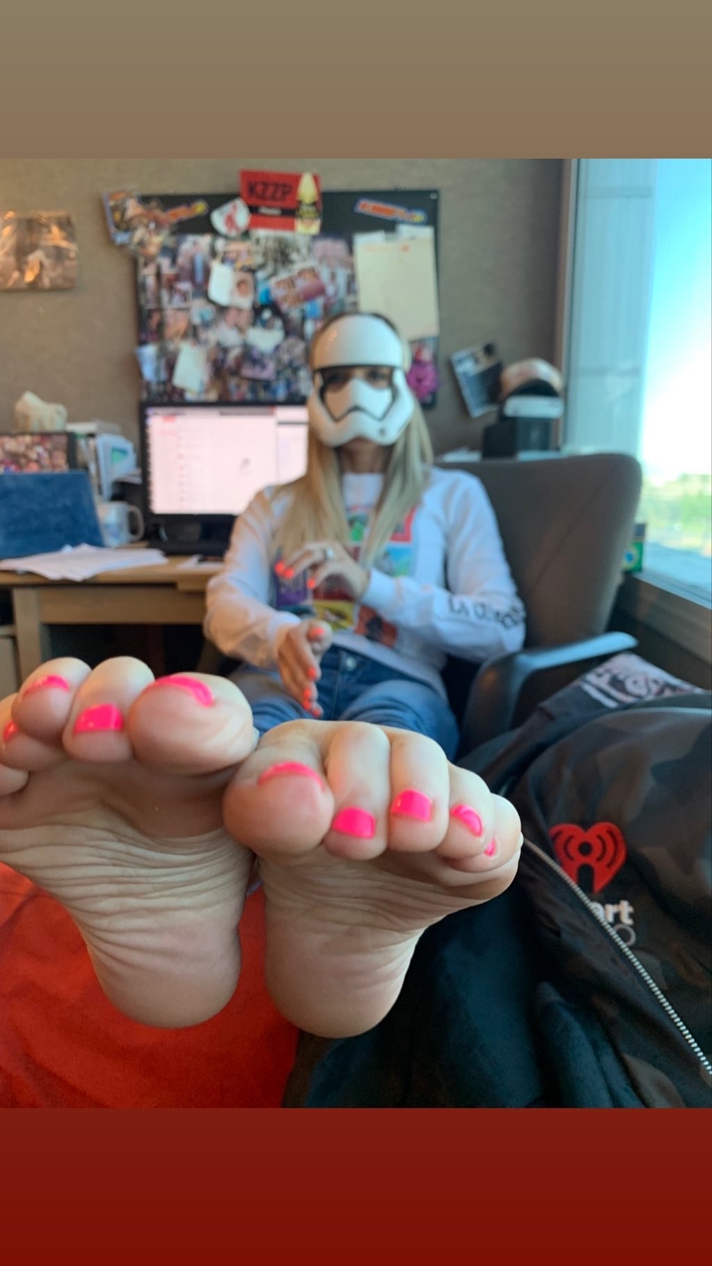 Kyle Unfug feet photo 191700346 Kyle Unfug feet photo 191700346 - High quality celebrity feet picture