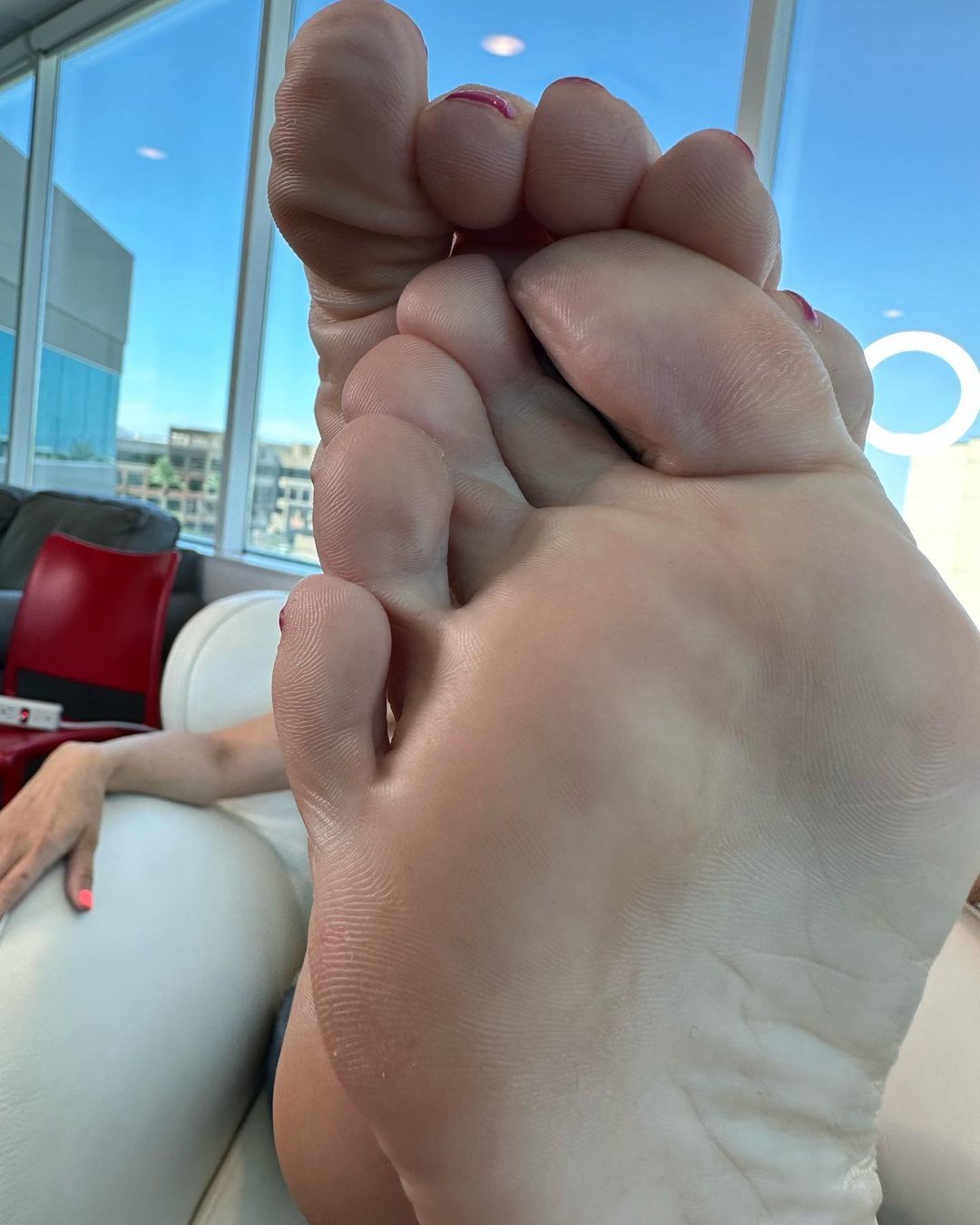 Kyle Unfug feet photo 191700402 Kyle Unfug feet photo 191700402 - High quality celebrity feet picture