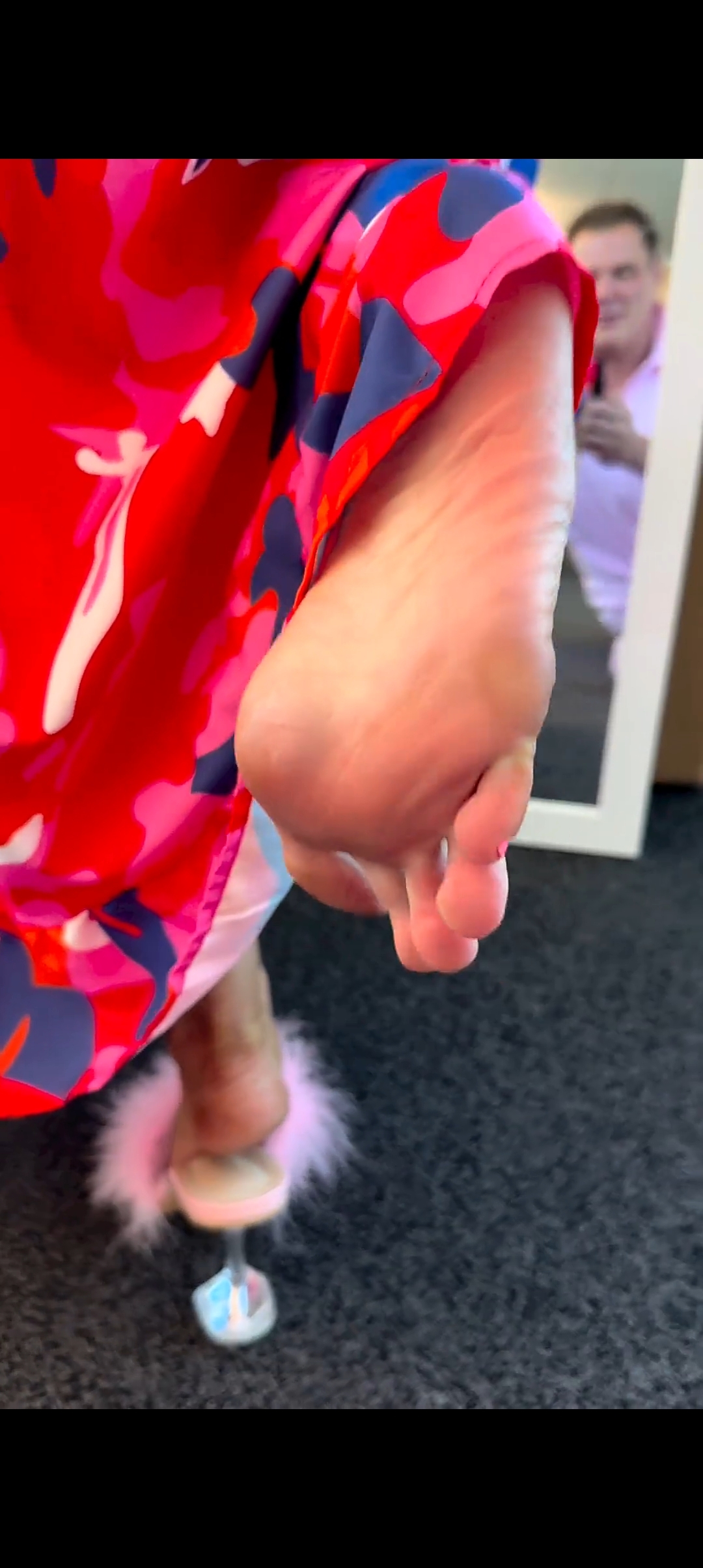 Kyle Unfug feet photo 191700457 Kyle Unfug feet photo 191700457 - High quality celebrity feet picture