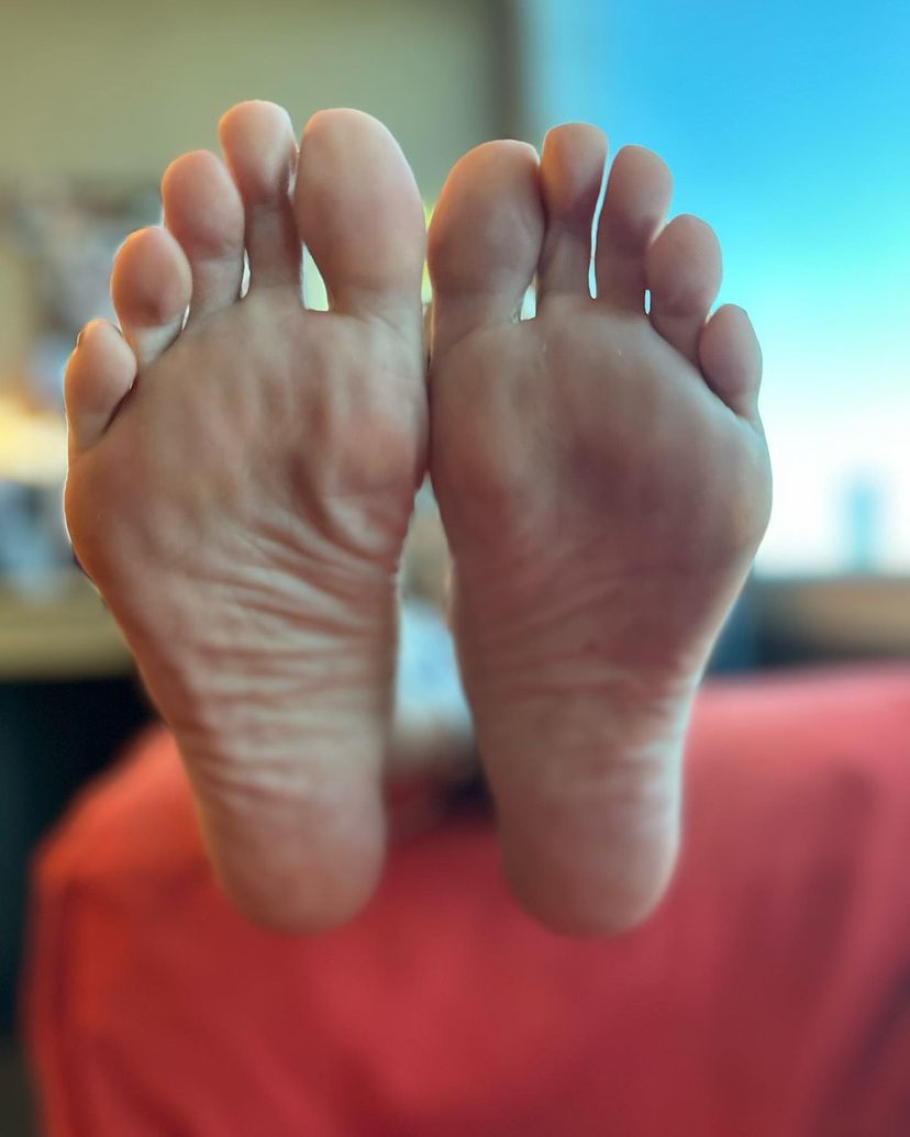 Kyle Unfug feet photo 221630428 Kyle Unfug feet photo 221630428 - High quality celebrity feet picture