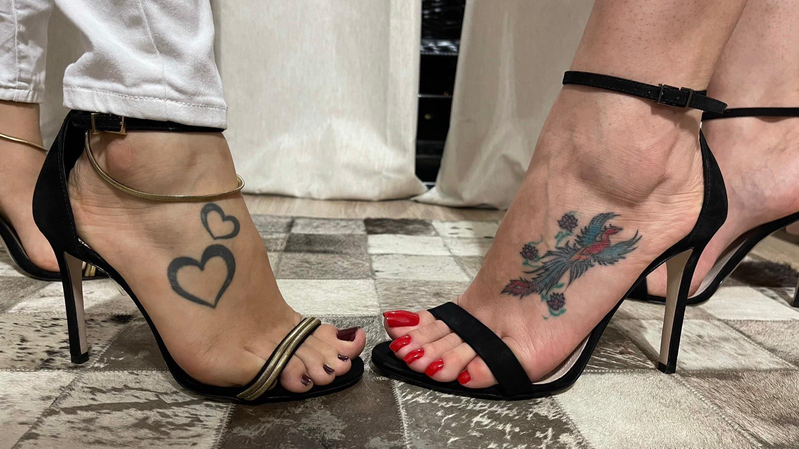 Lana Nocciolis Feet I Piedi Di Lana Noccioli Celebrities Feet