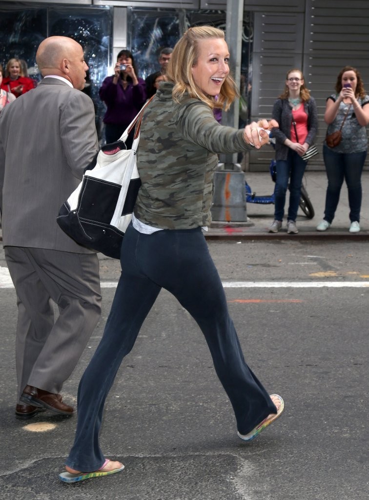 Lara Spencer Cameltoe