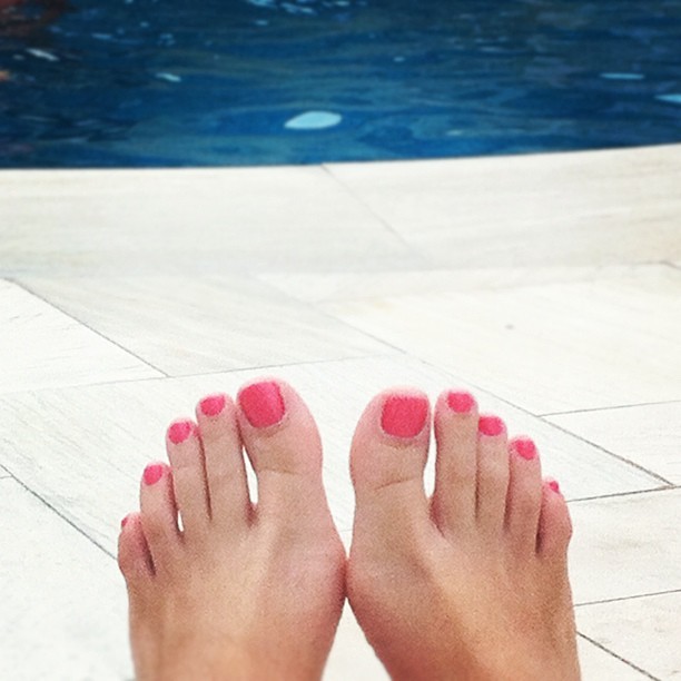 Feet of Lari Venâncio