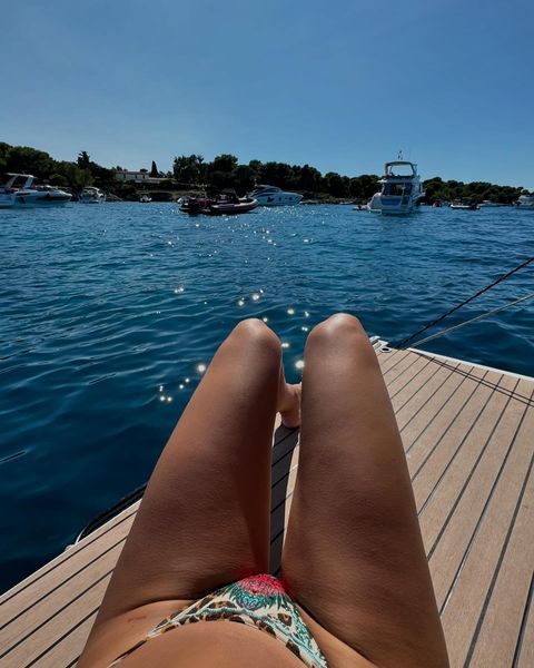 Feet of Laura Marra