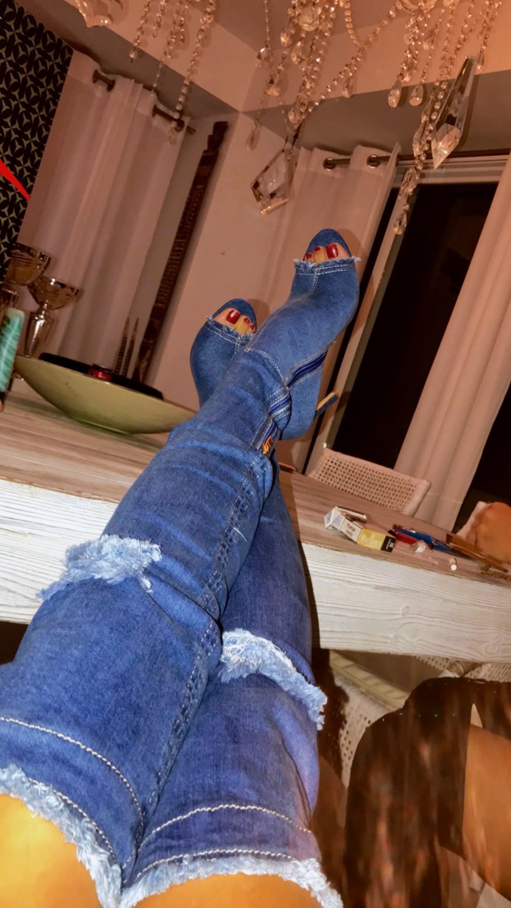 Feet of Lavinia Circeo