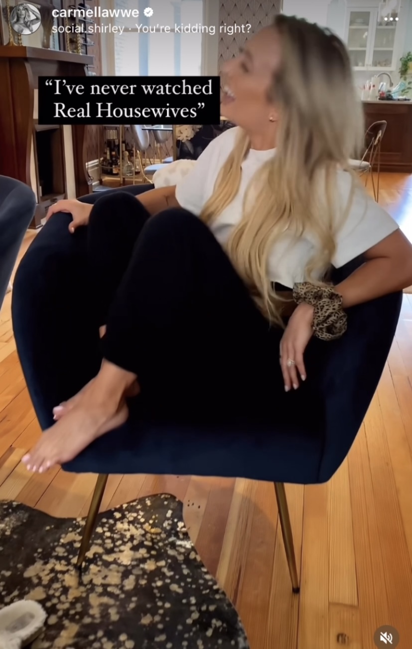 leah van dale feet