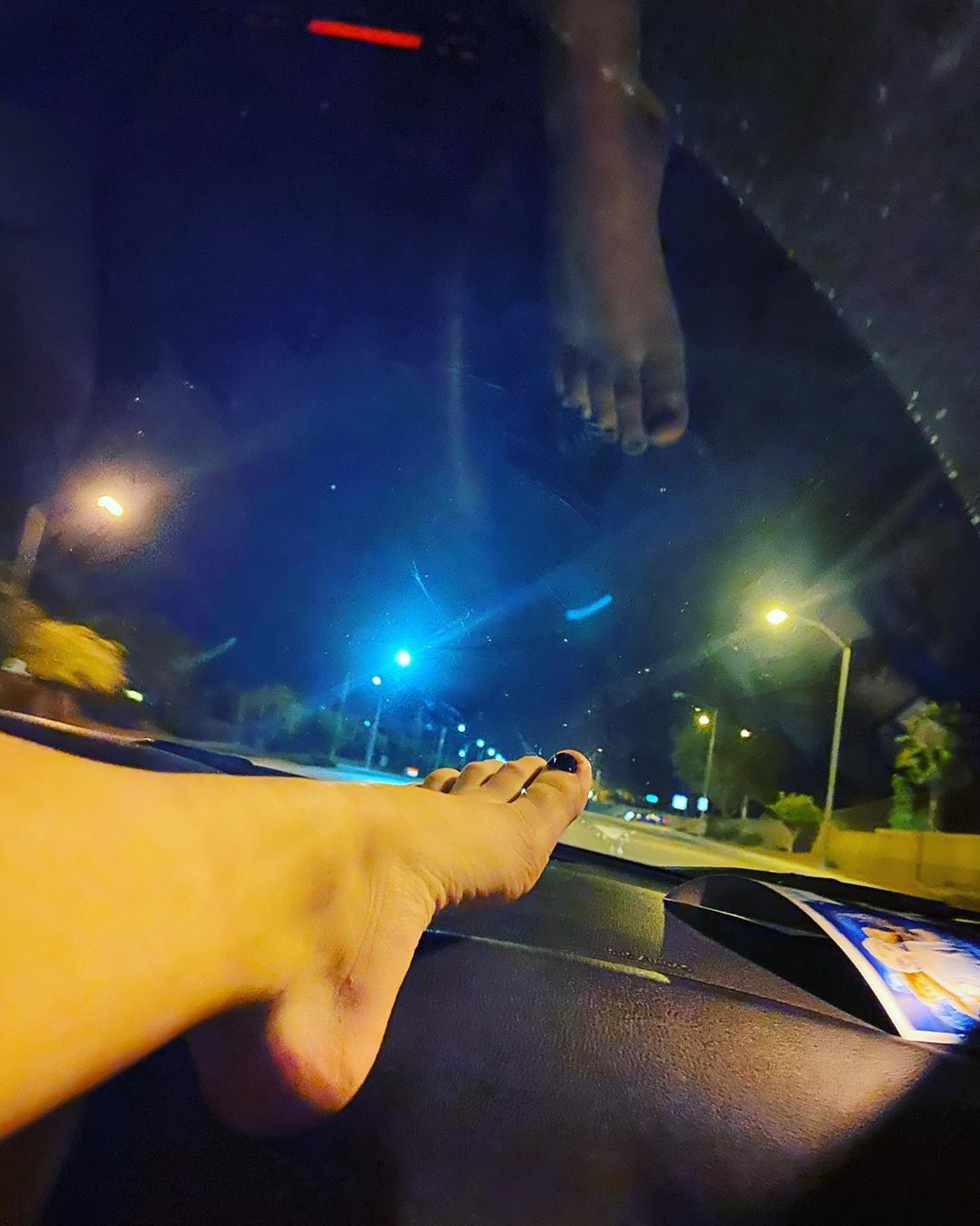 Leda Lotharia's feet