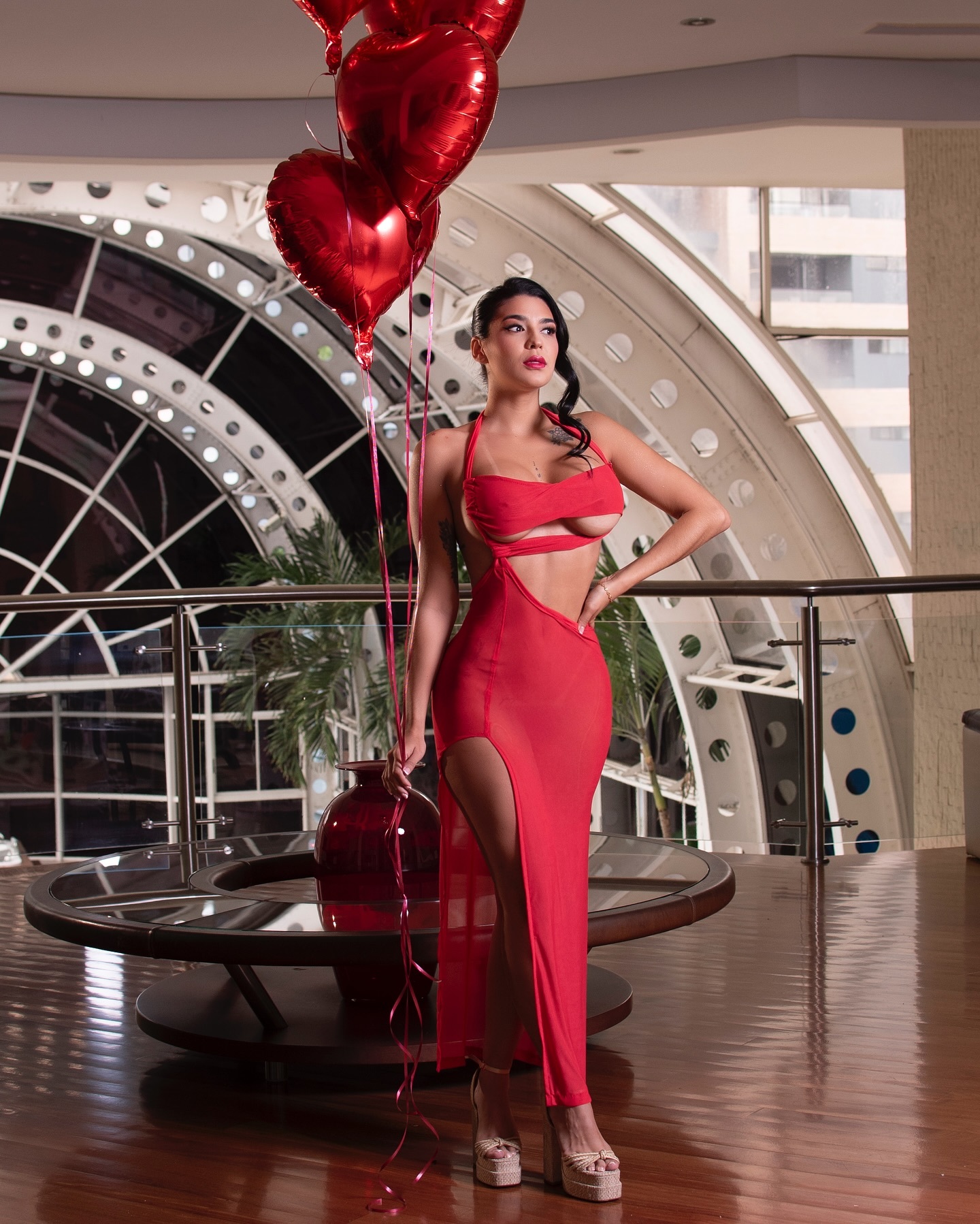 Lele Mantilla's feet