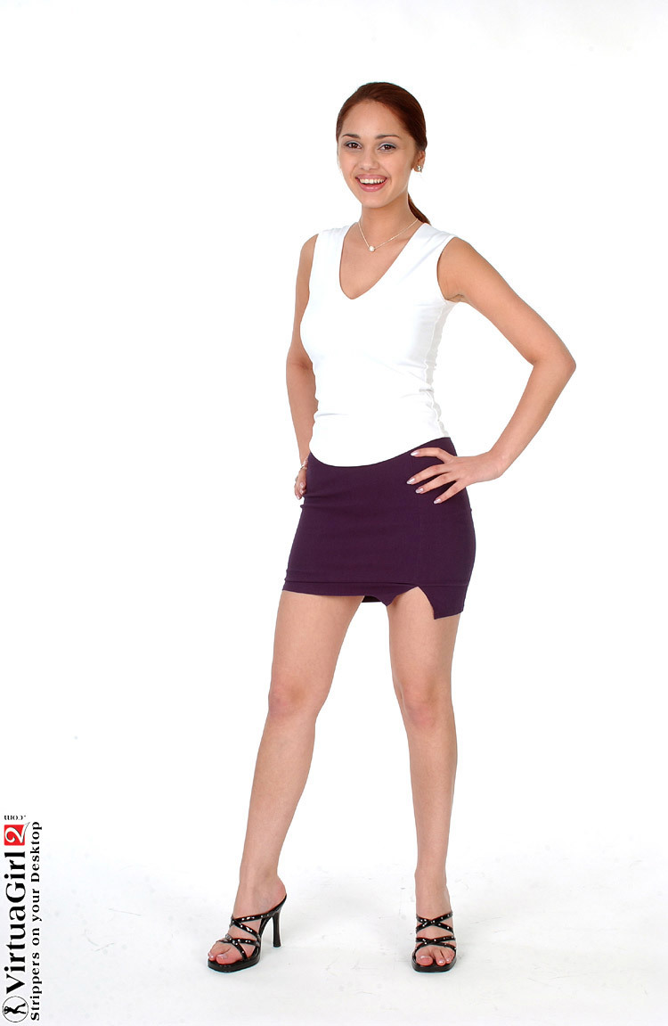 Lenka Gaborova's feet