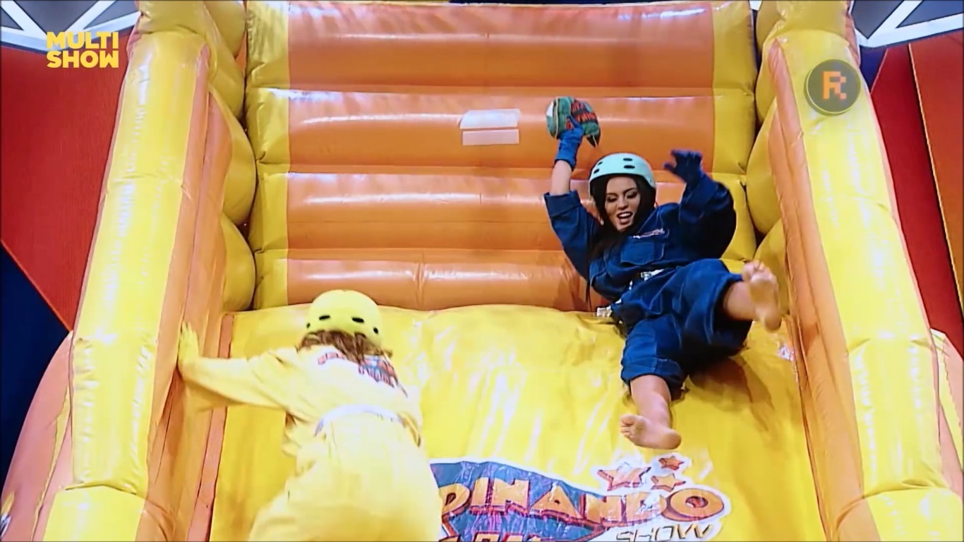 Feet of Letícia Lima