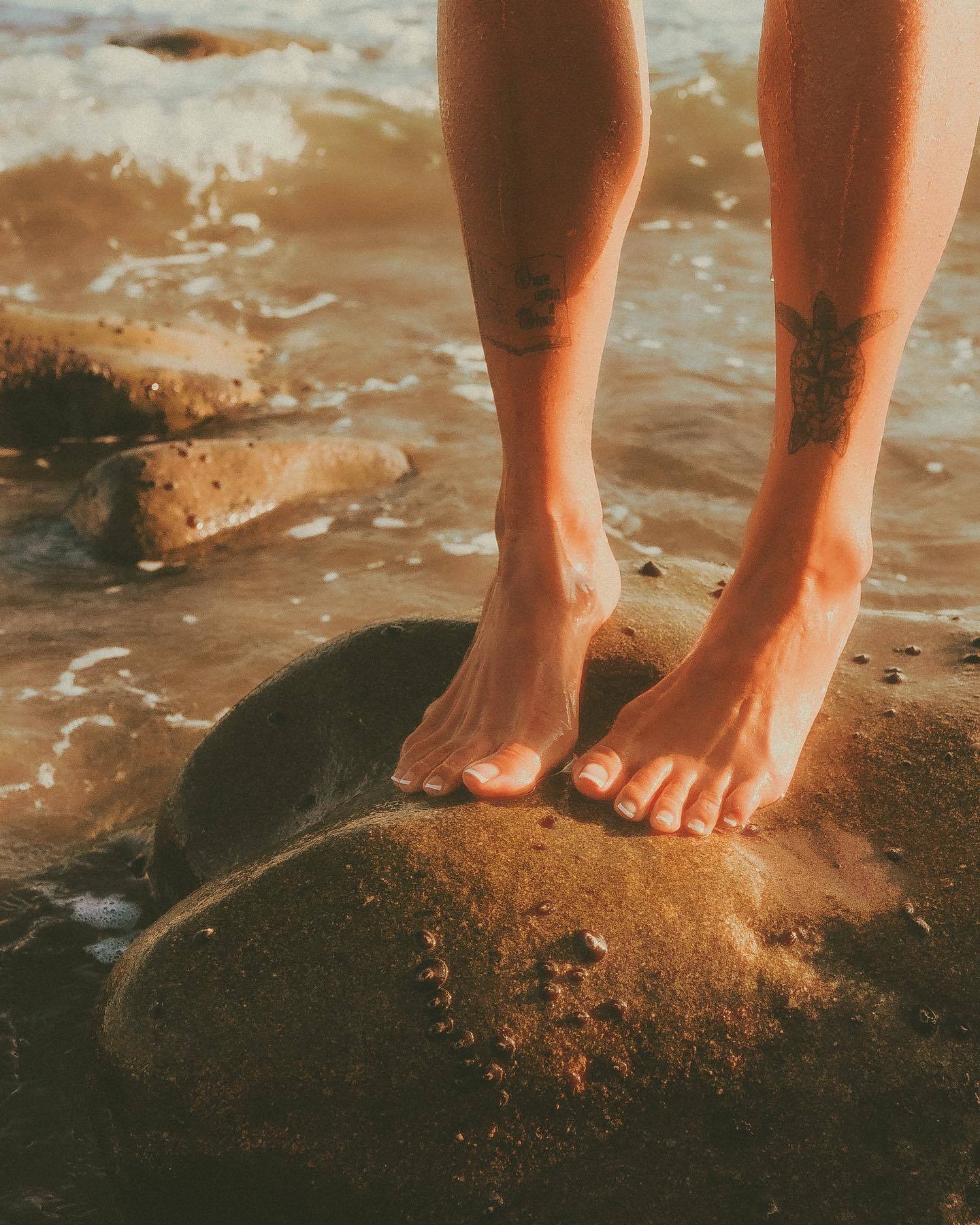 Linda Lan's Feet