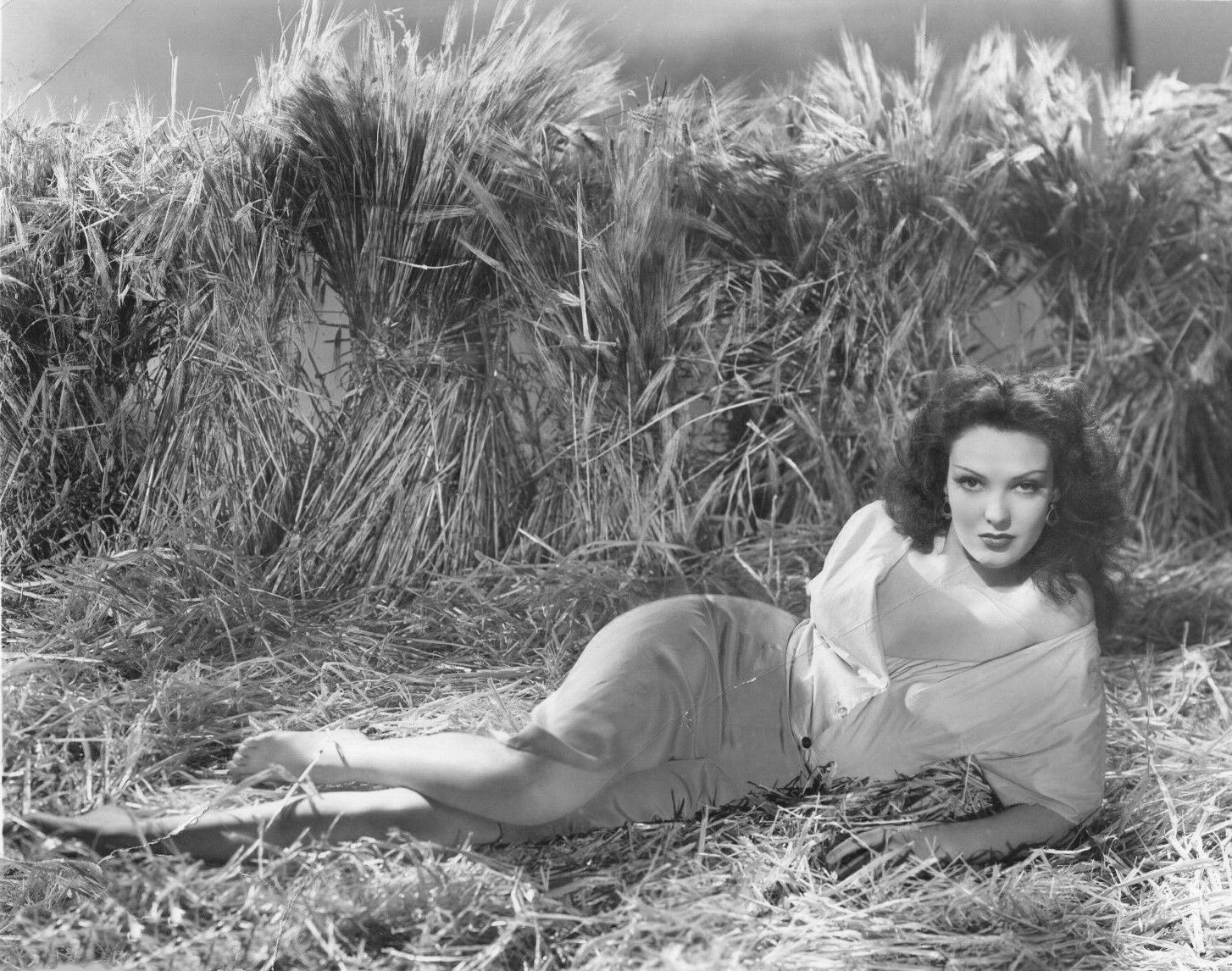 Linda Darnell's Feet - I piedi di Linda Darnell - Celebrities Feet 2023